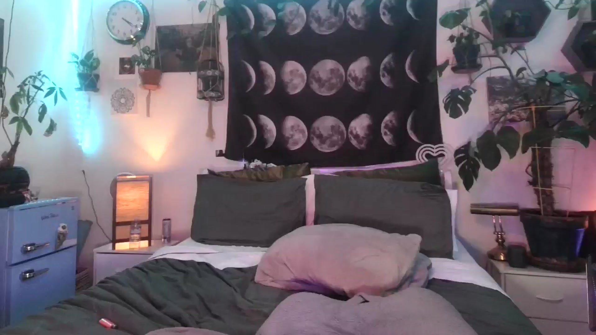 Gallery image thumbnail from LunarLexxx's myfreecams stream on, 07/31/2024, 11:17 image 14 of 20
