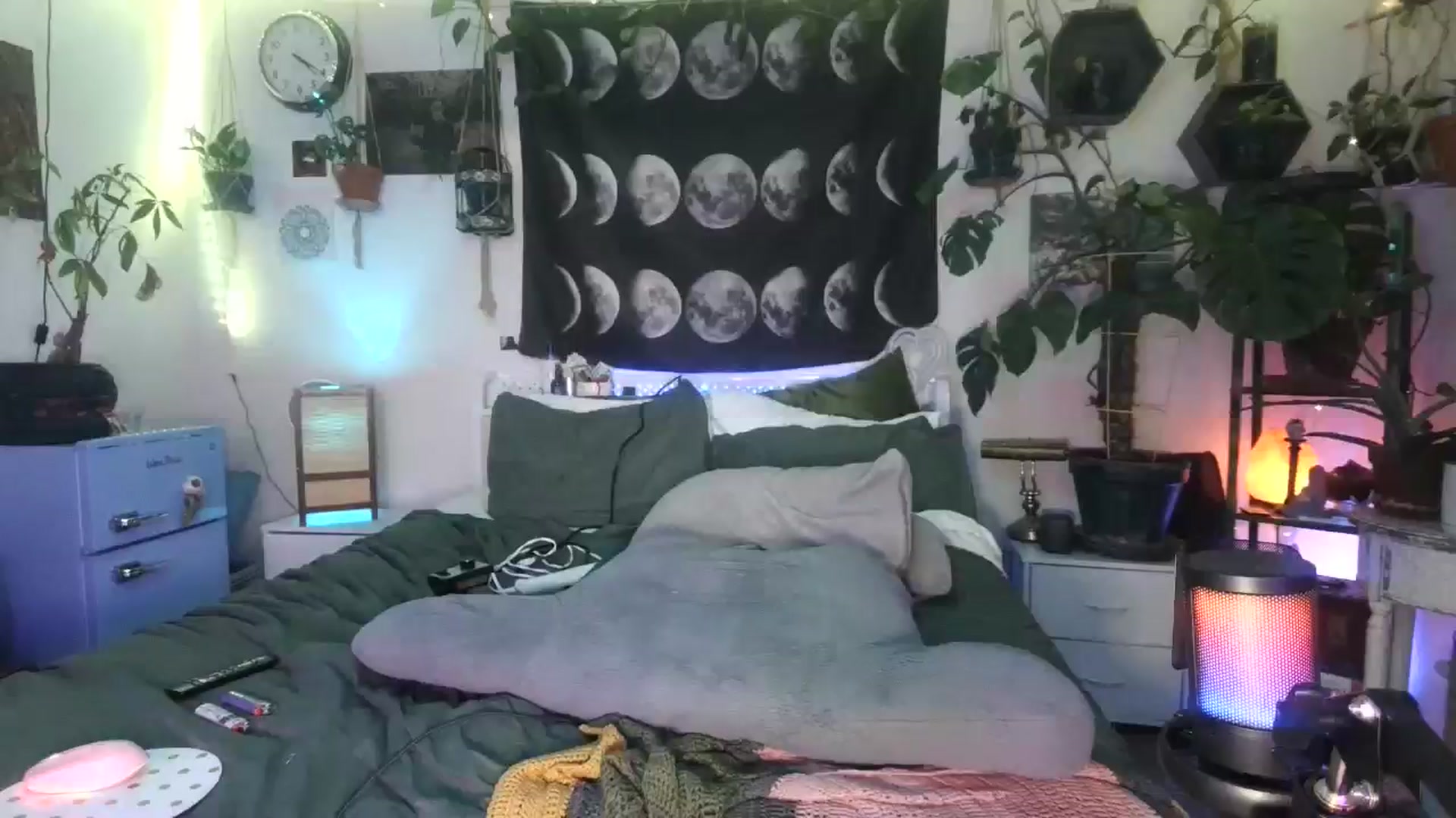 Gallery image thumbnail from LunarLexxx's myfreecams stream on, 08/01/2024, 08:19 image 20 of 20