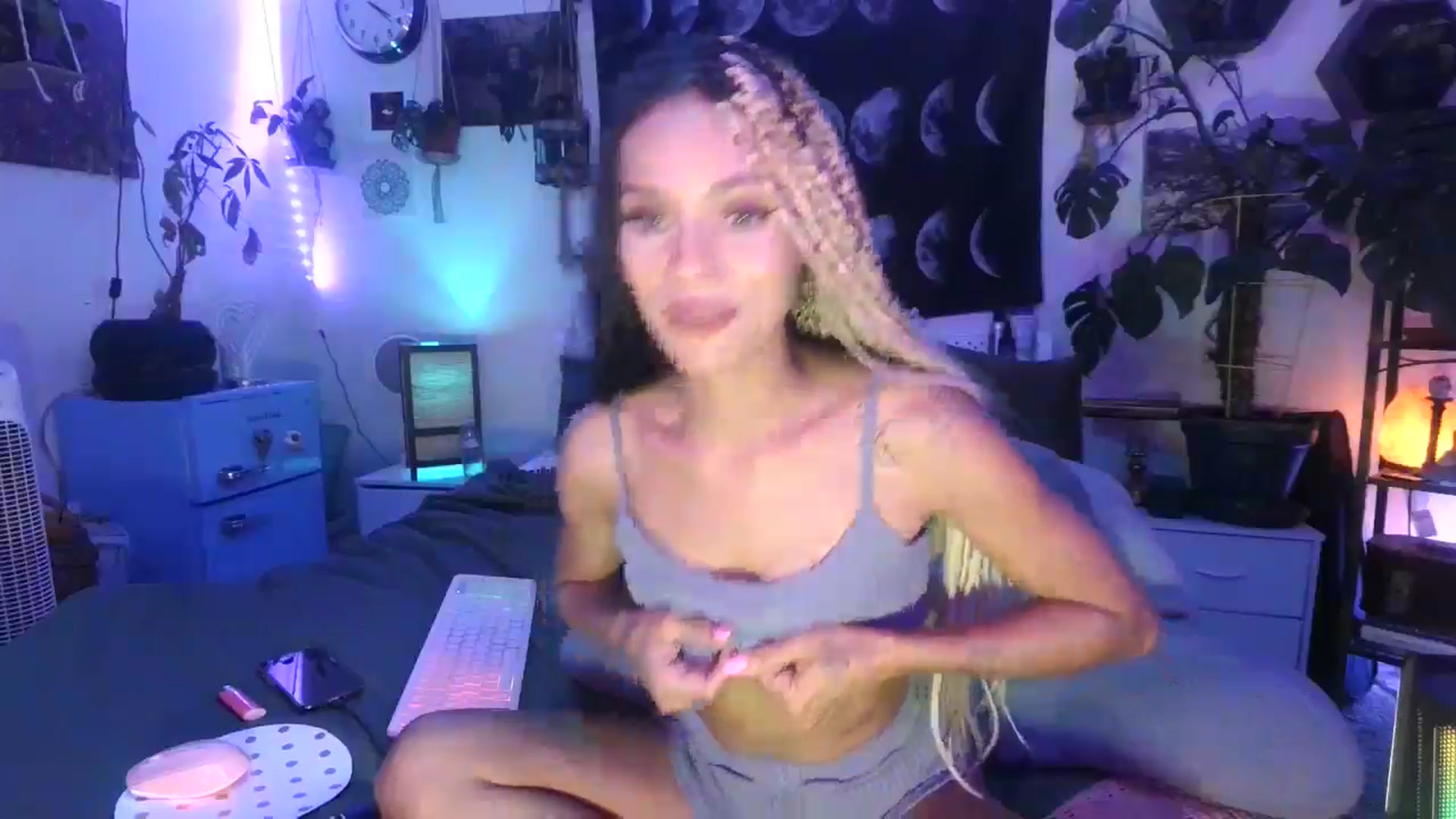 Gallery image thumbnail from LunarLexxx's myfreecams stream on, 08/10/2024, 08:56 image 2 of 20