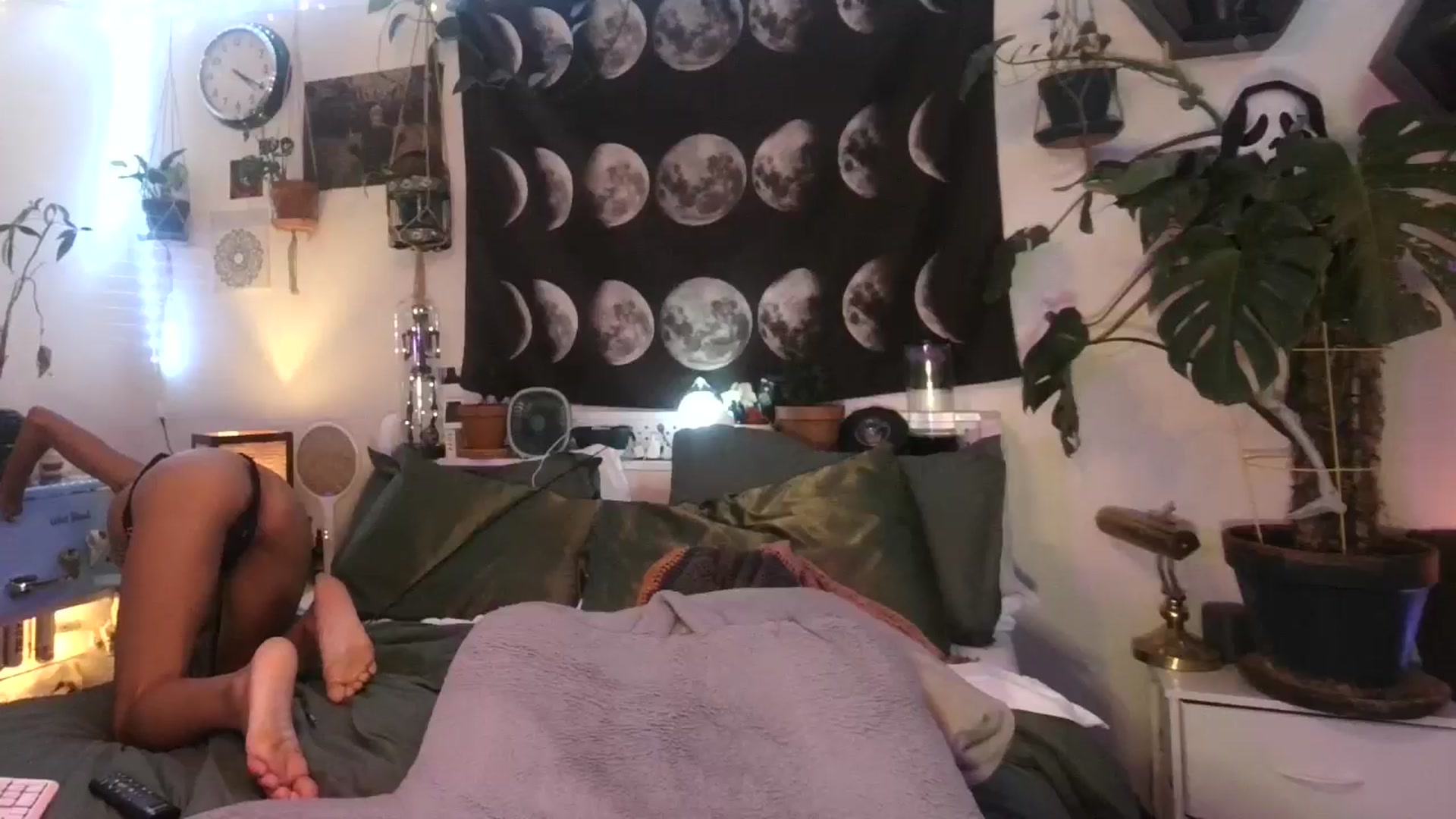 Gallery image thumbnail from LunarLexxx's myfreecams stream on, 09/01/2024, 07:17 image 15 of 20