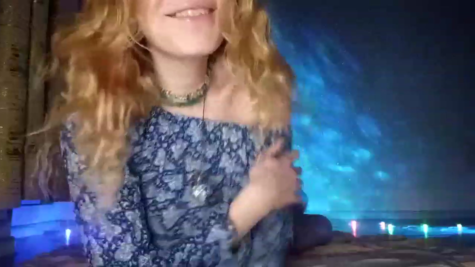 Gallery image thumbnail from LunarWltch's myfreecams stream on, 12/10/2022, 14:10 image 20 of 20