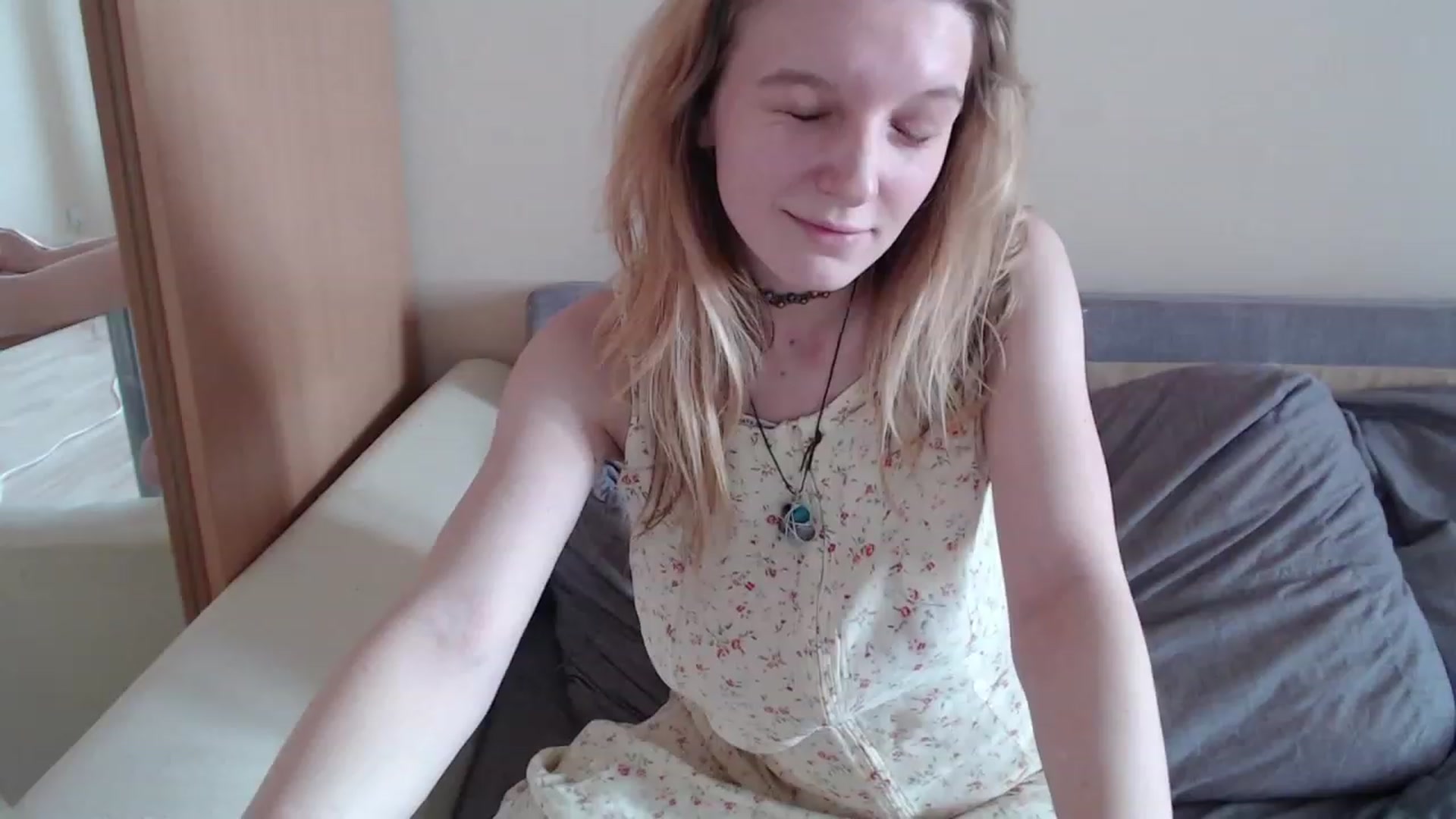 Gallery image thumbnail from LunarWltch's myfreecams stream on, 02/07/2023, 14:08 image 10 of 20