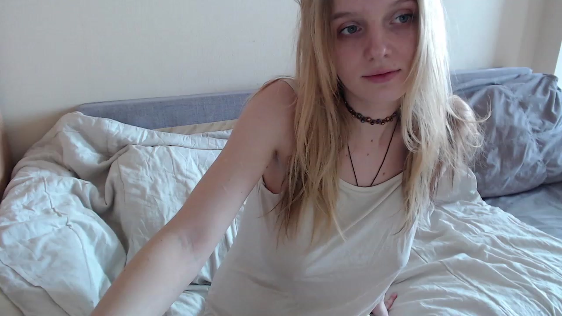 Gallery image thumbnail from LunarWltch's myfreecams stream on, 03/01/2023, 12:53 image 20 of 20