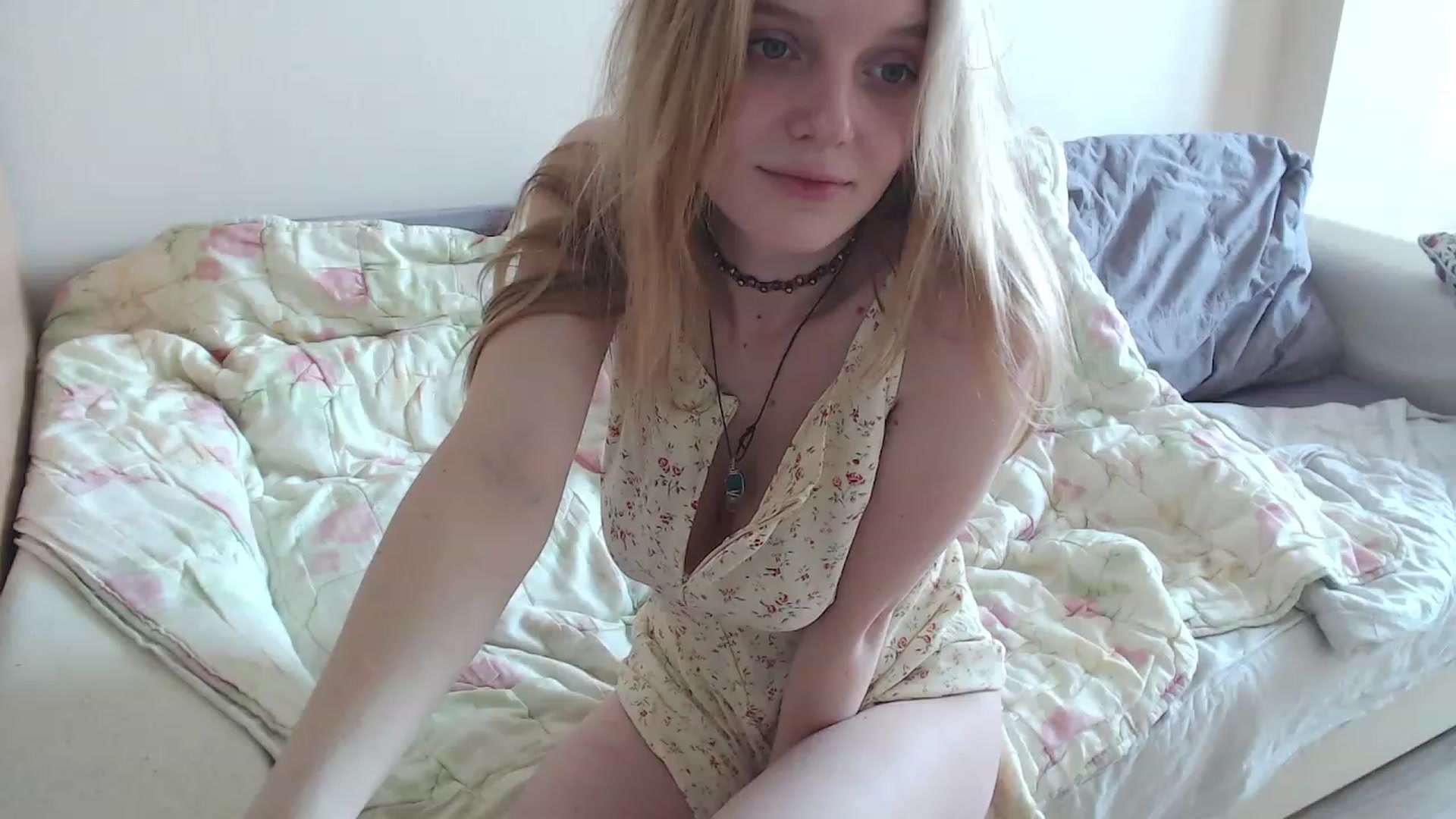 Gallery image thumbnail from LunarWltch's myfreecams stream on, 03/07/2023, 09:40 image 3 of 20