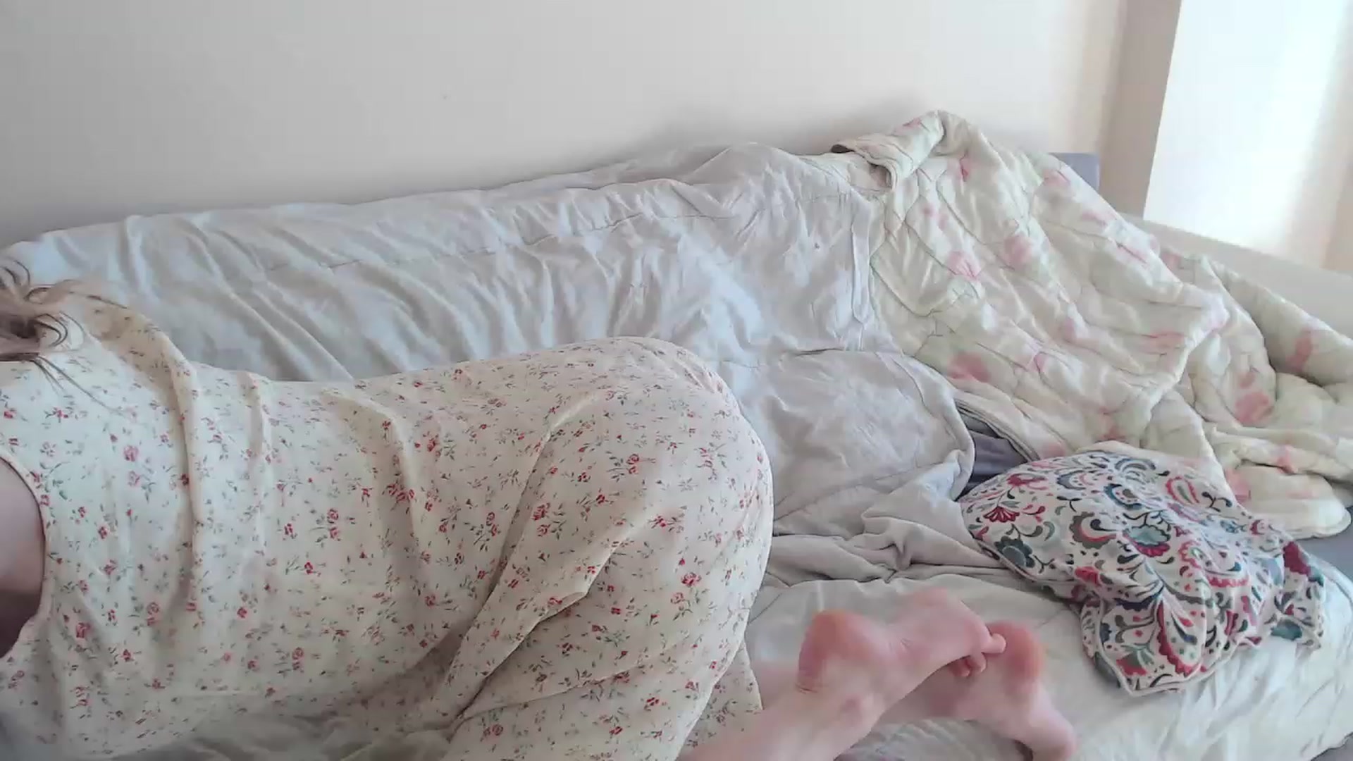 Gallery image thumbnail from LunarWltch's myfreecams stream on, 03/10/2023, 11:36 image 3 of 20