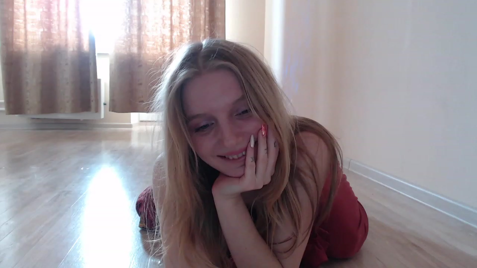 Gallery image thumbnail from LunarWltch's myfreecams stream on, 03/20/2023, 13:33 image 7 of 20