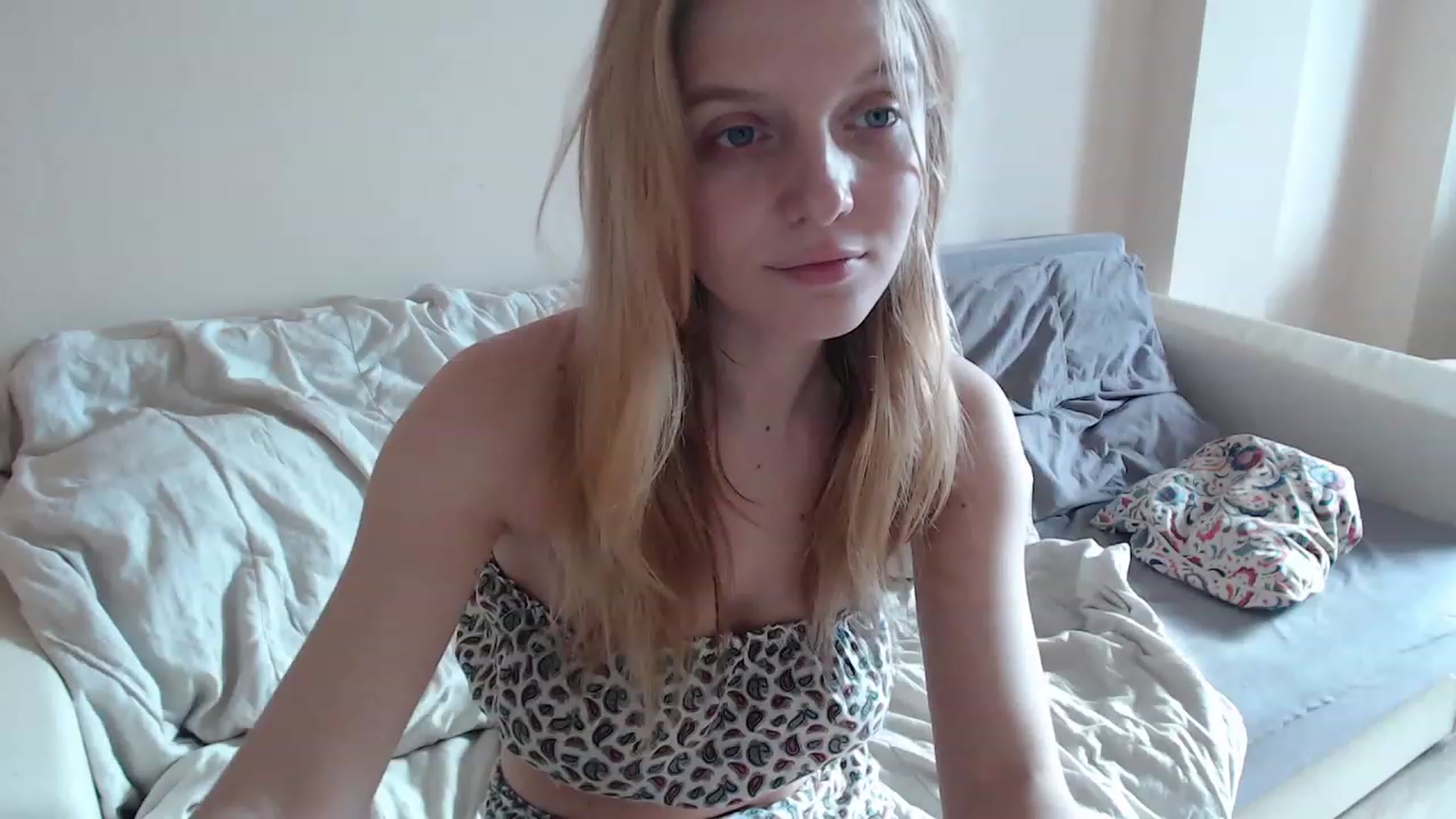 Gallery image thumbnail from LunarWltch's myfreecams stream on, 03/22/2023, 13:41 image 20 of 20