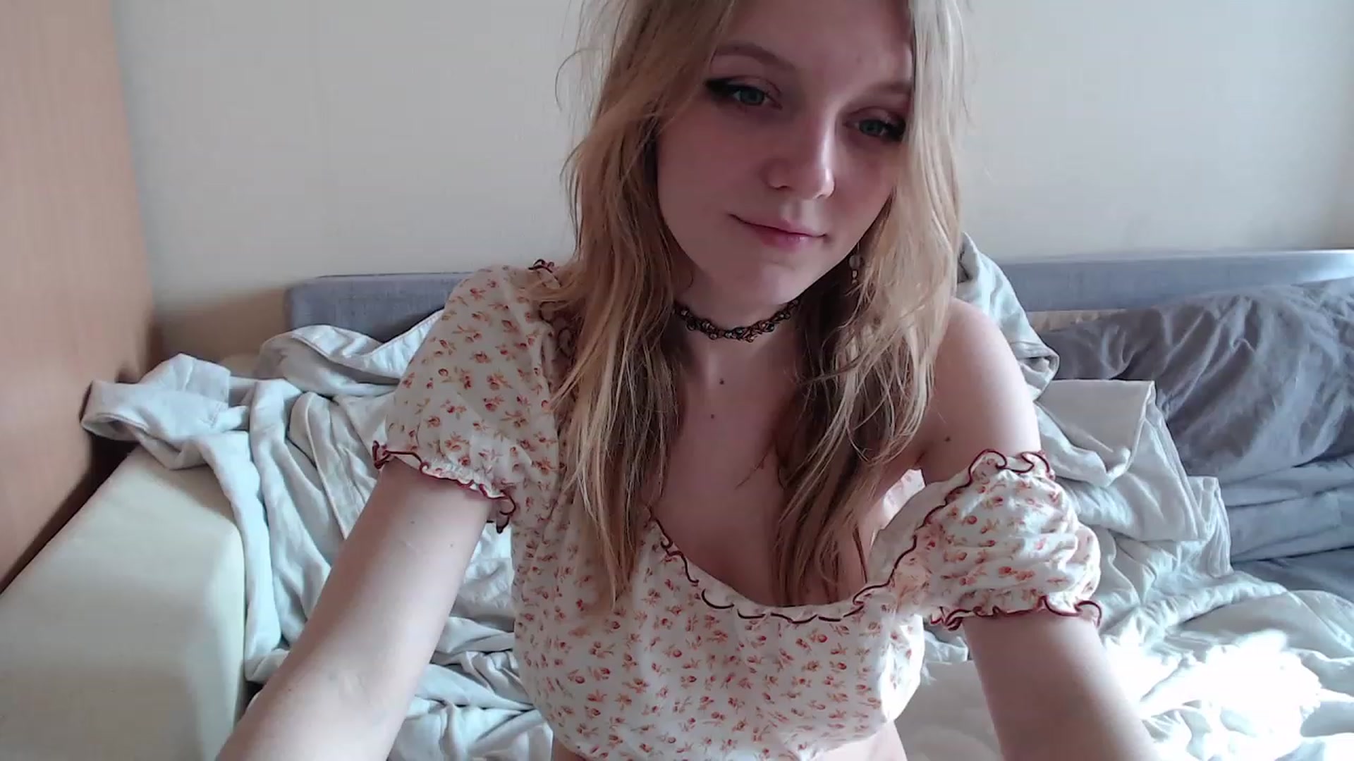 Gallery image thumbnail from LunarWltch's myfreecams stream on, 04/14/2023, 13:53 image 19 of 20