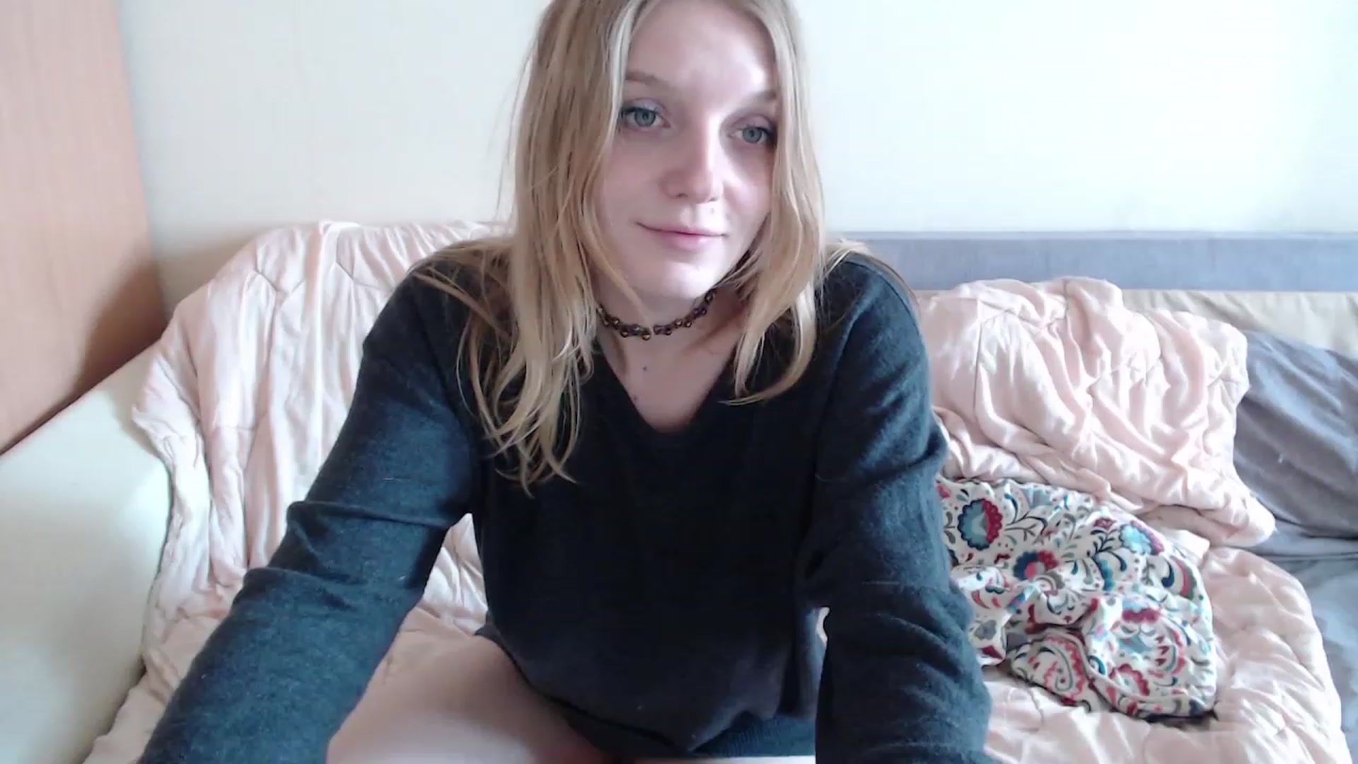 Gallery image thumbnail from LunarWltch's myfreecams stream on, 04/27/2023, 14:24 image 3 of 20