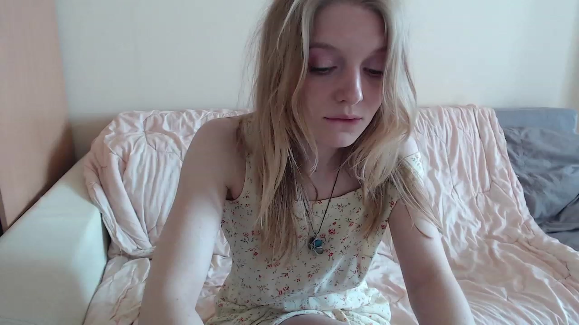 Gallery image thumbnail from LunarWltch's myfreecams stream on, 05/15/2023, 11:27 image 2 of 20