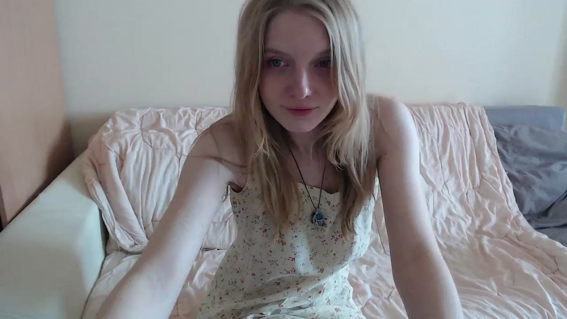Gallery image thumbnail from LunarWltch's myfreecams stream on, 05/15/2023, 11:27 image 1 of 20