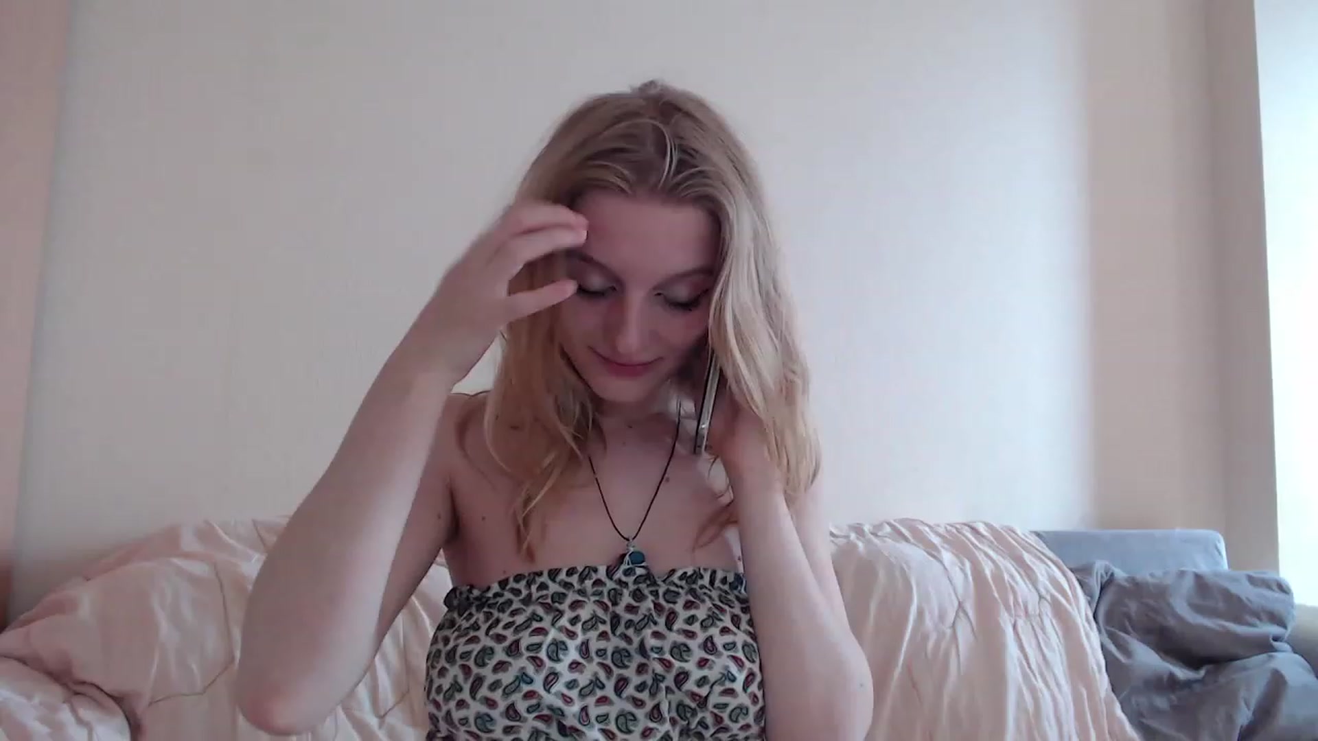Gallery image thumbnail from LunarWltch's myfreecams stream on, 05/22/2023, 11:14 image 14 of 20