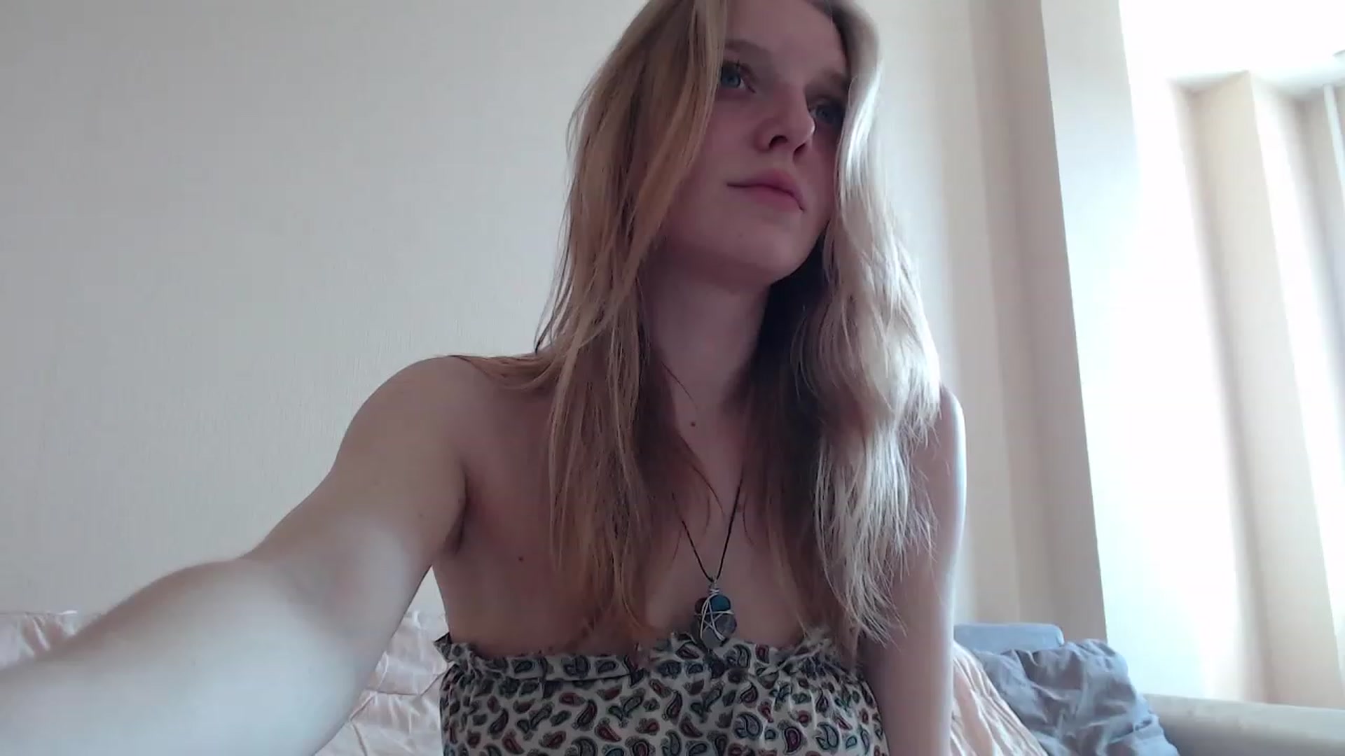 Gallery image thumbnail from LunarWltch's myfreecams stream on, 05/25/2023, 10:22 image 6 of 20