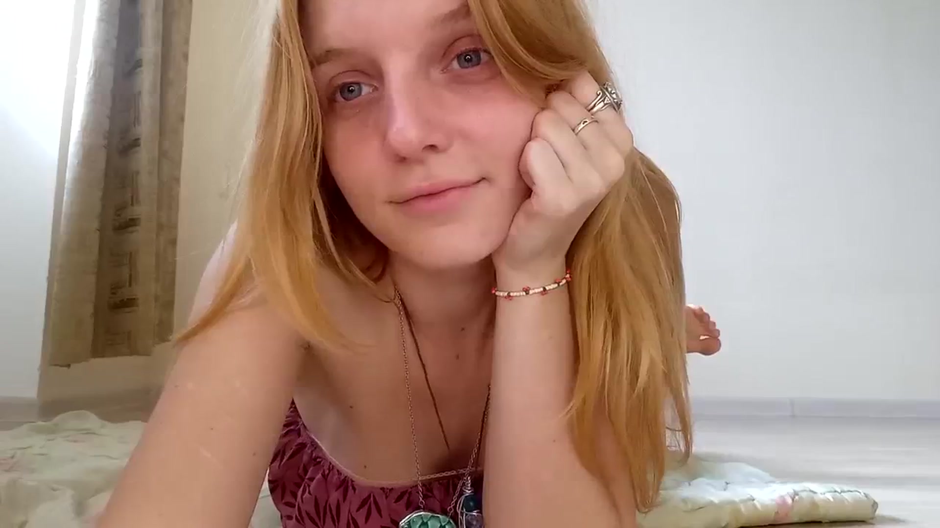 Gallery image thumbnail from LunarWltch's myfreecams stream on, 08/20/2023, 16:43 image 2 of 20