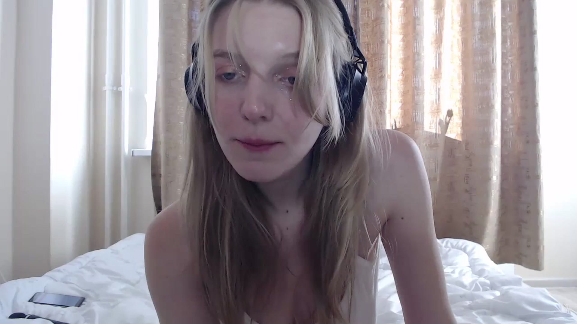 Gallery image thumbnail from LunarWltch's myfreecams stream on, 01/17/2024, 11:37 image 2 of 20