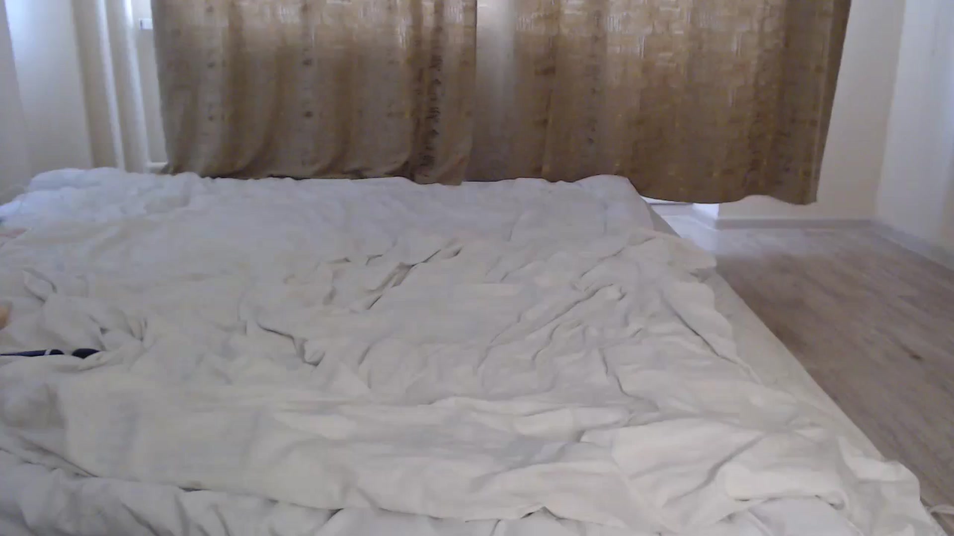 Gallery image thumbnail from LunarWltch's myfreecams stream on, 02/15/2024, 12:47 image 17 of 20
