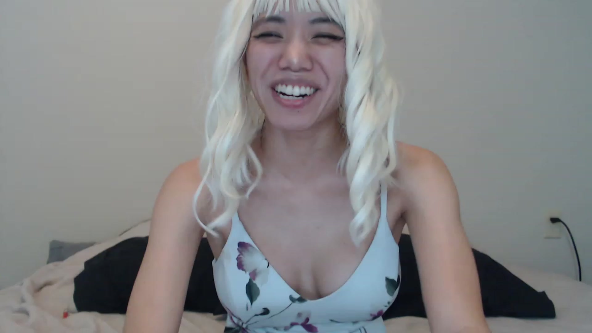 Gallery image thumbnail from LunariGoddess's myfreecams stream on, 12/23/2022, 21:30 image 13 of 20