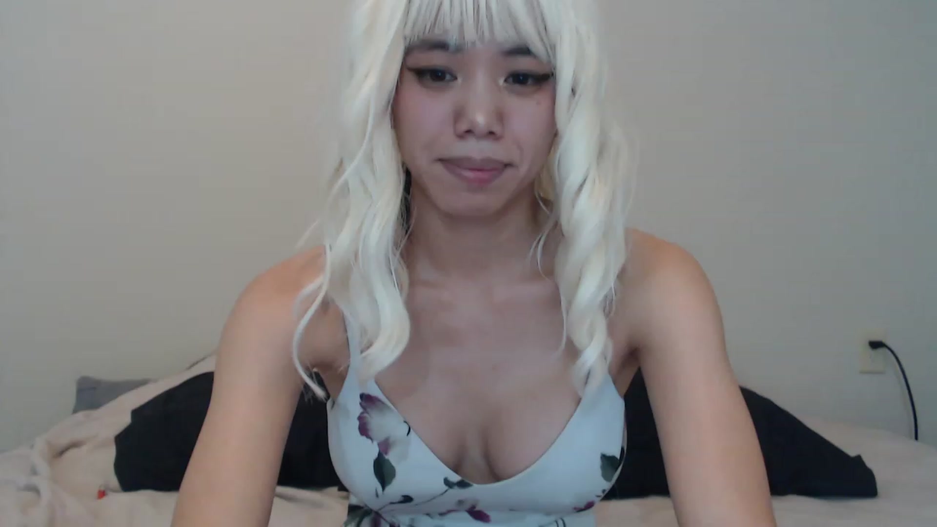 Gallery image thumbnail from LunariGoddess's myfreecams stream on, 12/23/2022, 21:30 image 3 of 20