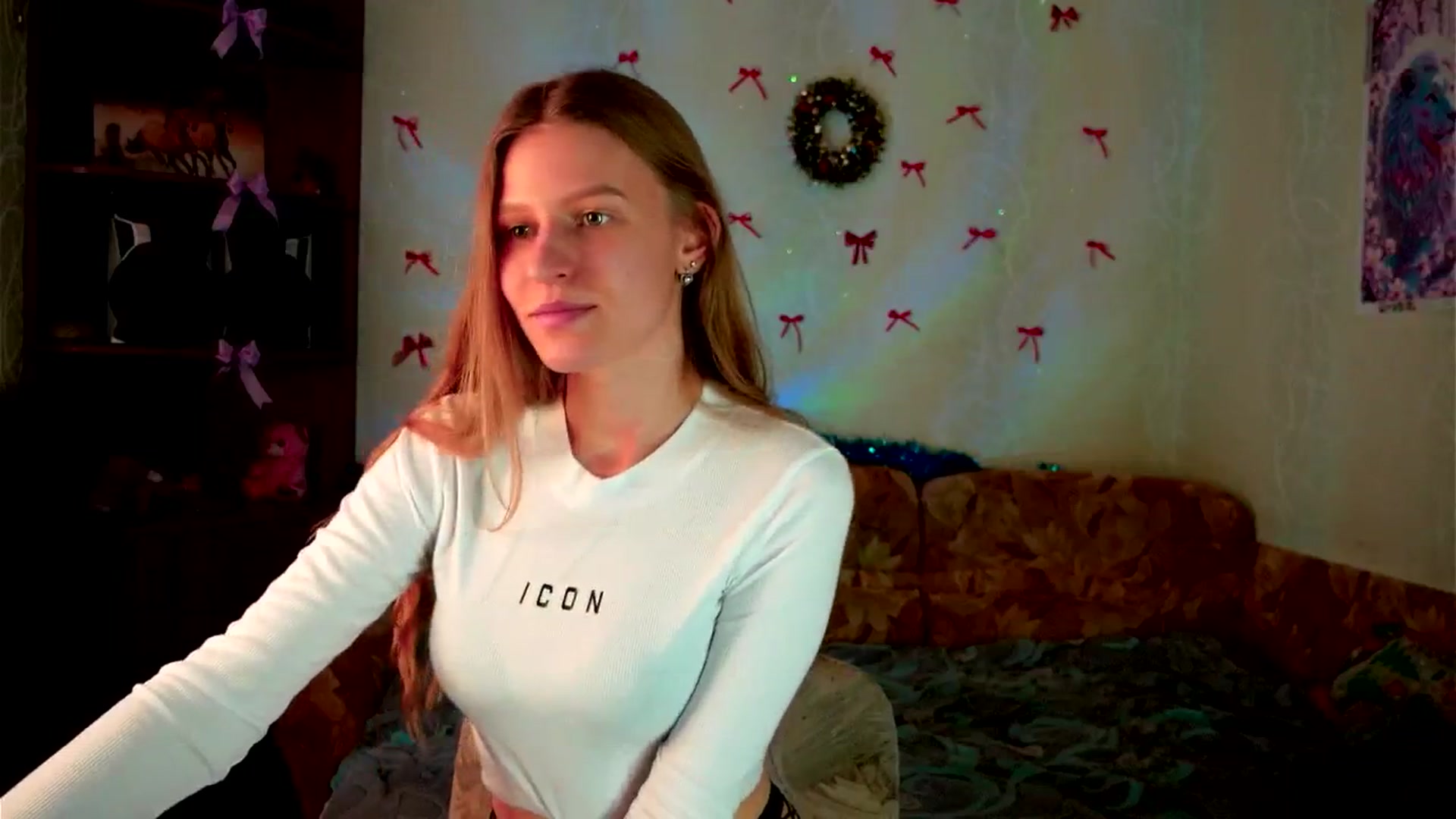 Gallery image thumbnail from Lunaria_a's myfreecams stream on, 02/25/2026, 12:37 image 7 of 20