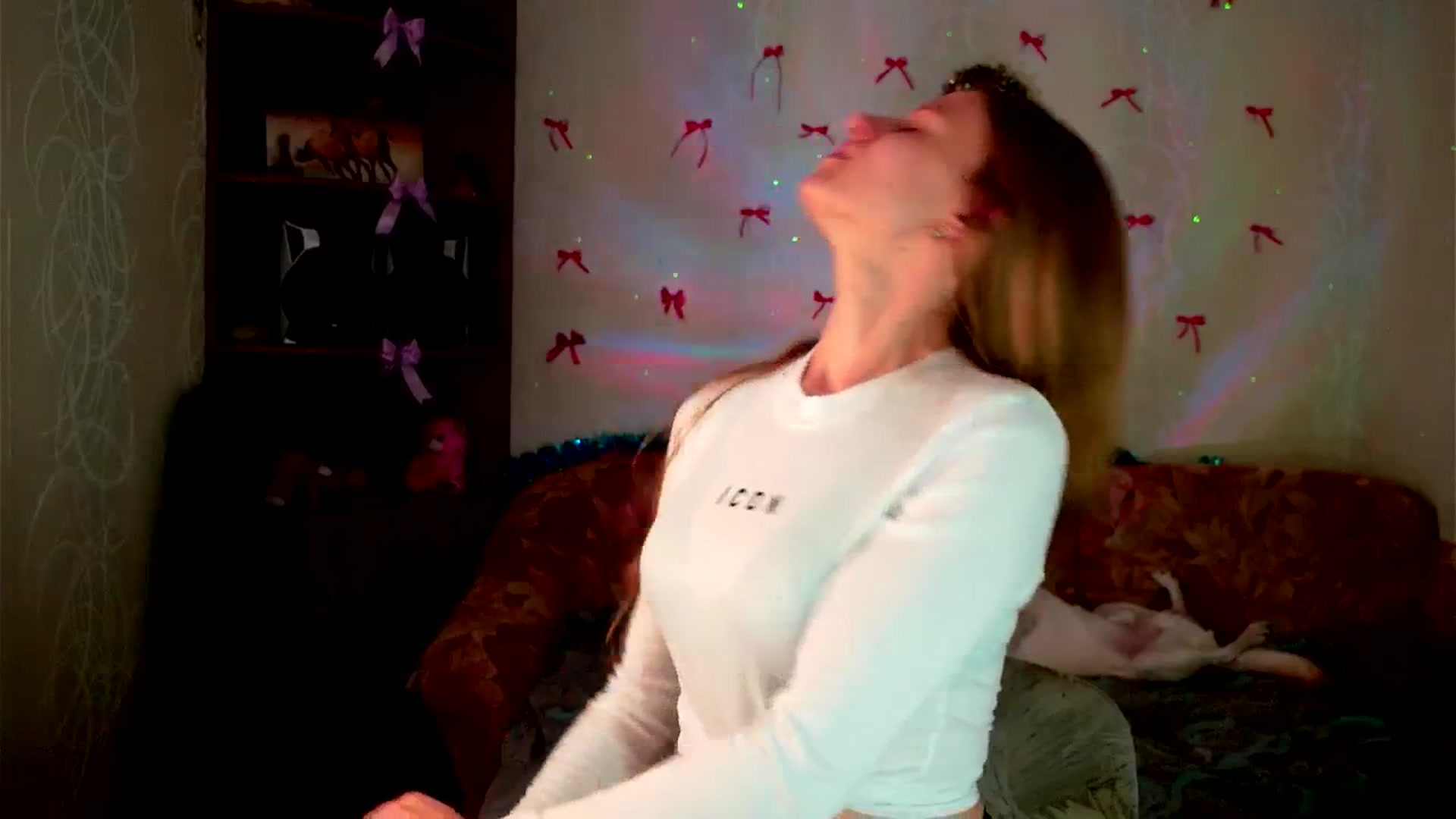 Gallery image thumbnail from Lunaria_a's myfreecams stream on, 02/25/2026, 12:37 image 4 of 20