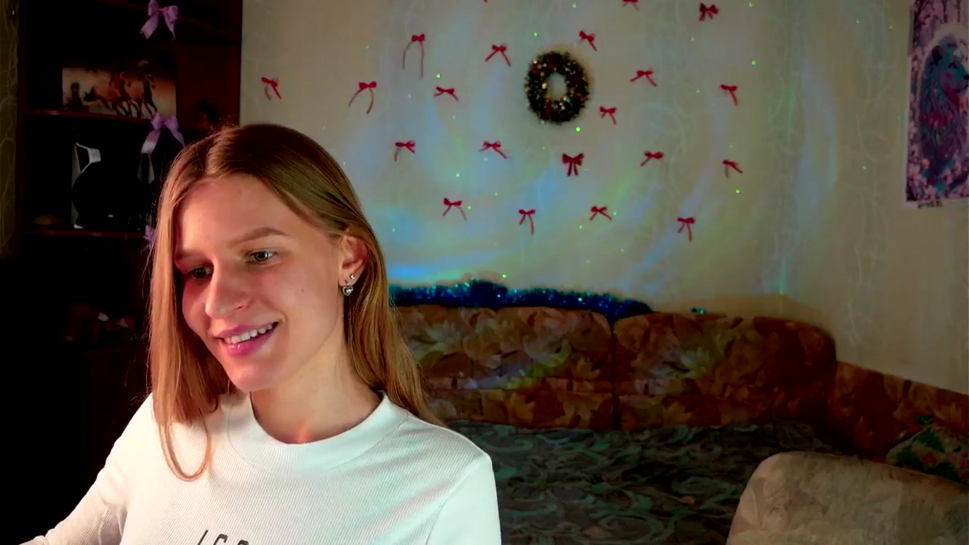 Gallery image thumbnail from Lunaria_a's myfreecams stream on, 02/25/2026, 12:37 image 13 of 20