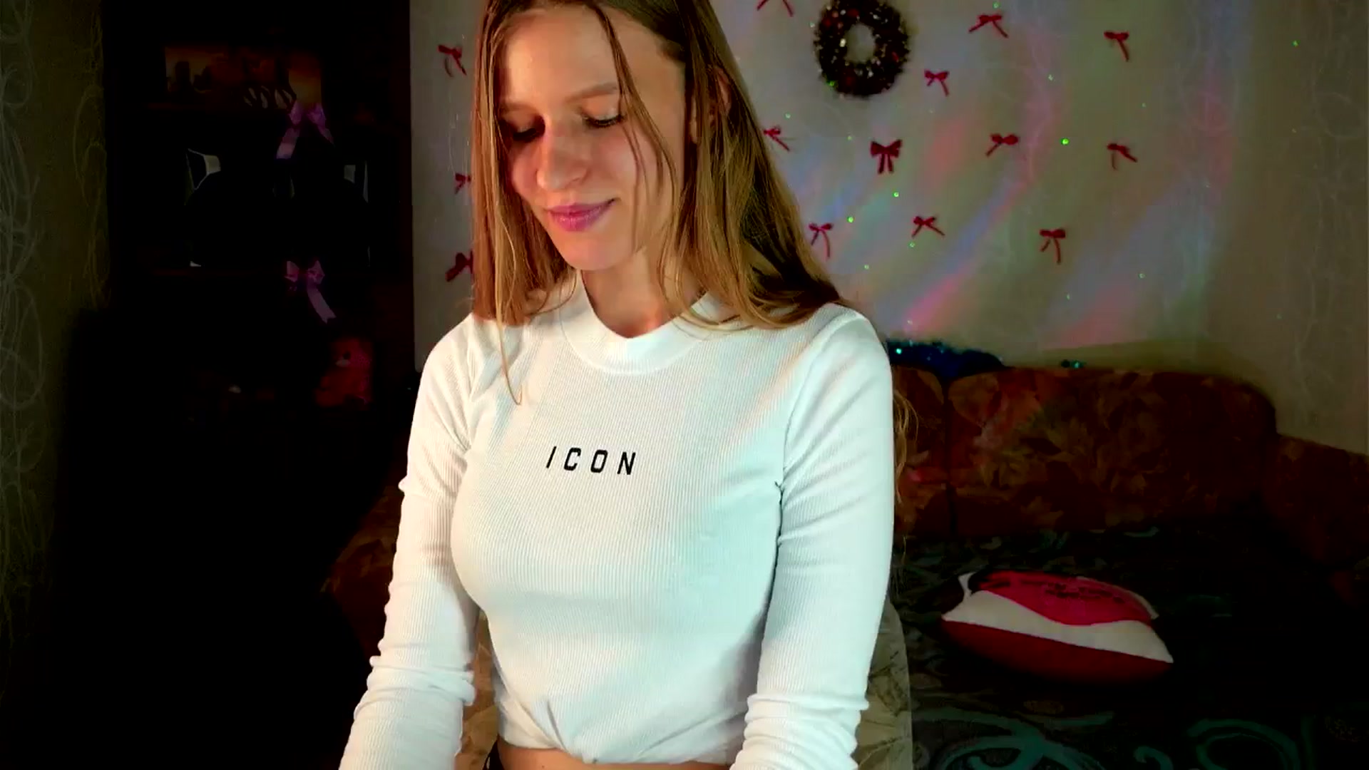 Gallery image thumbnail from Lunaria_a's myfreecams stream on, 02/25/2026, 14:23 image 5 of 20