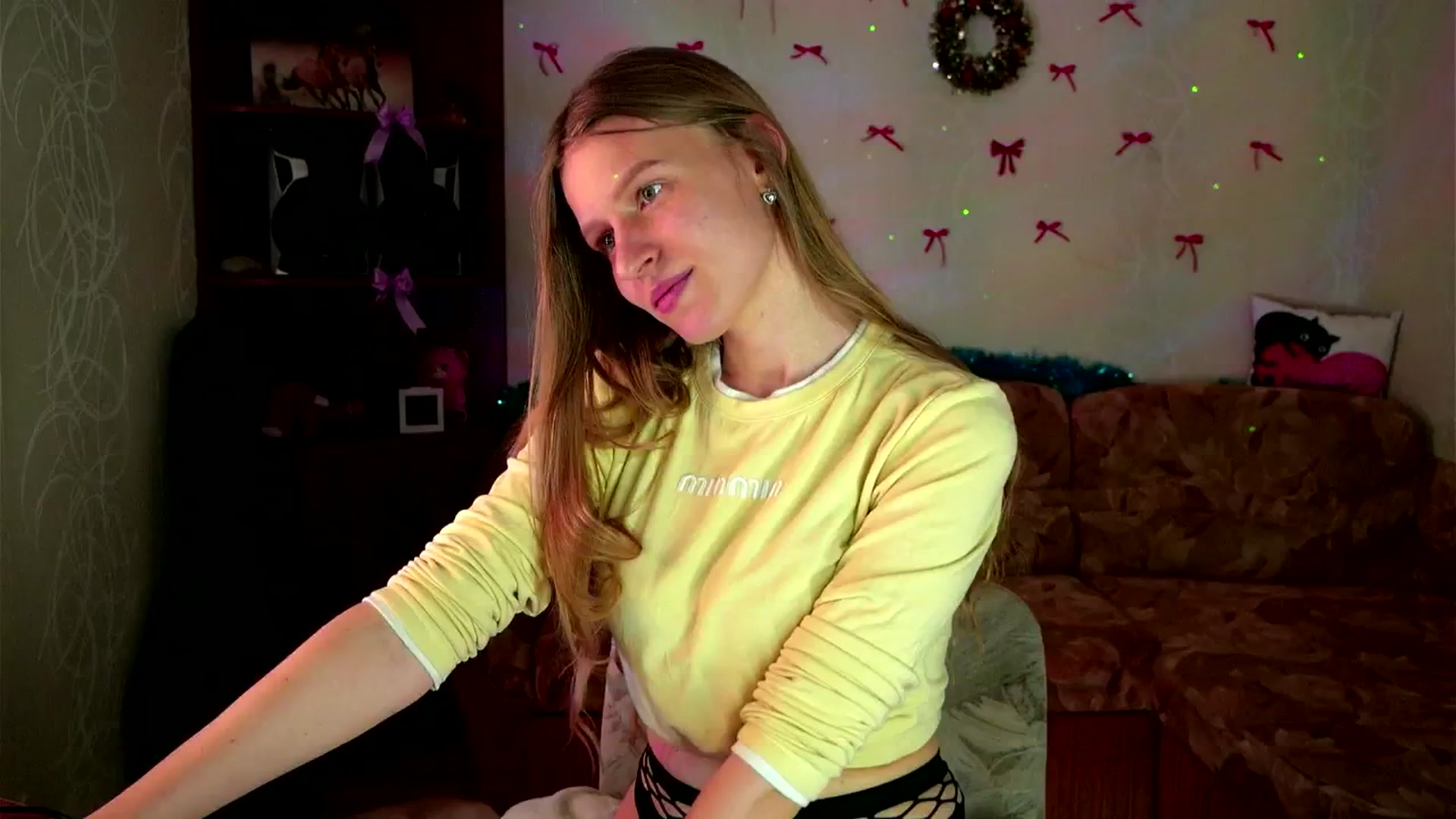 Gallery image thumbnail from Lunaria_a's myfreecams stream on, 02/26/2026, 12:36 image 15 of 20