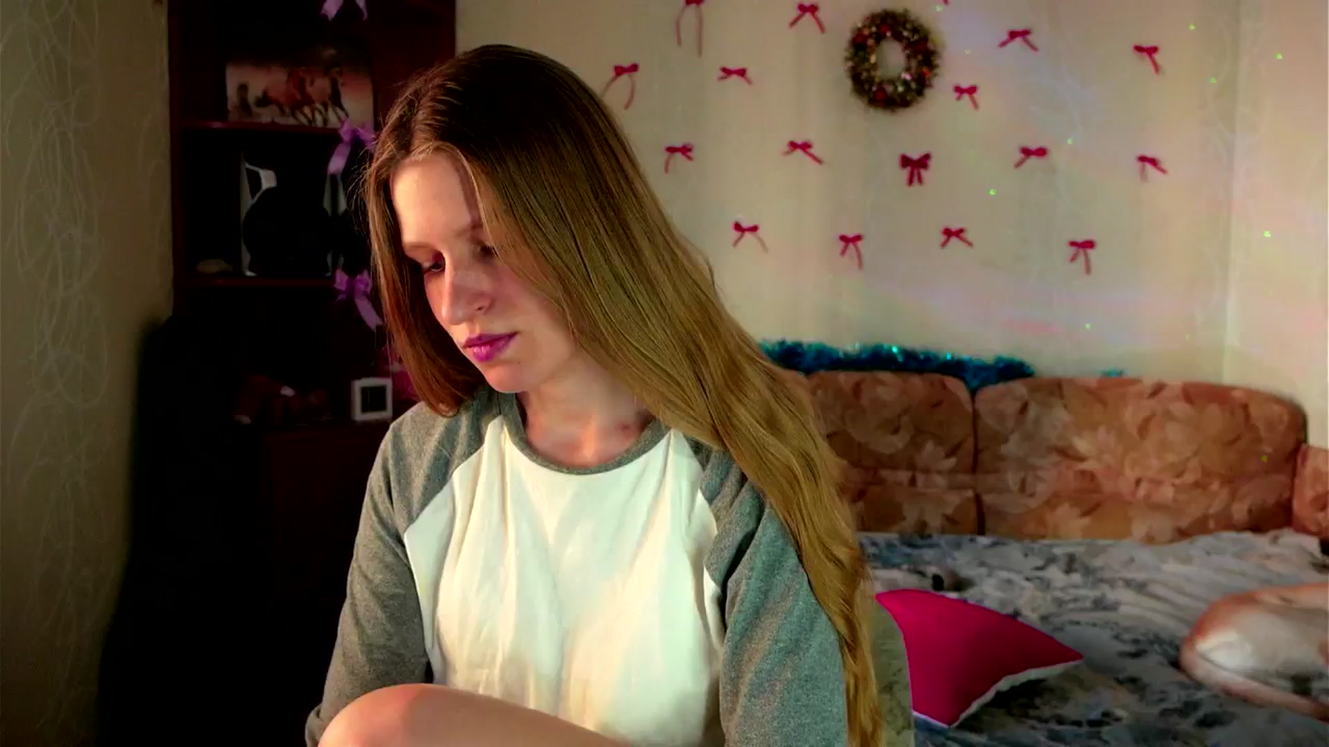 Gallery image thumbnail from Lunaria_a's myfreecams stream on, 03/05/2026, 13:07 image 1 of 20