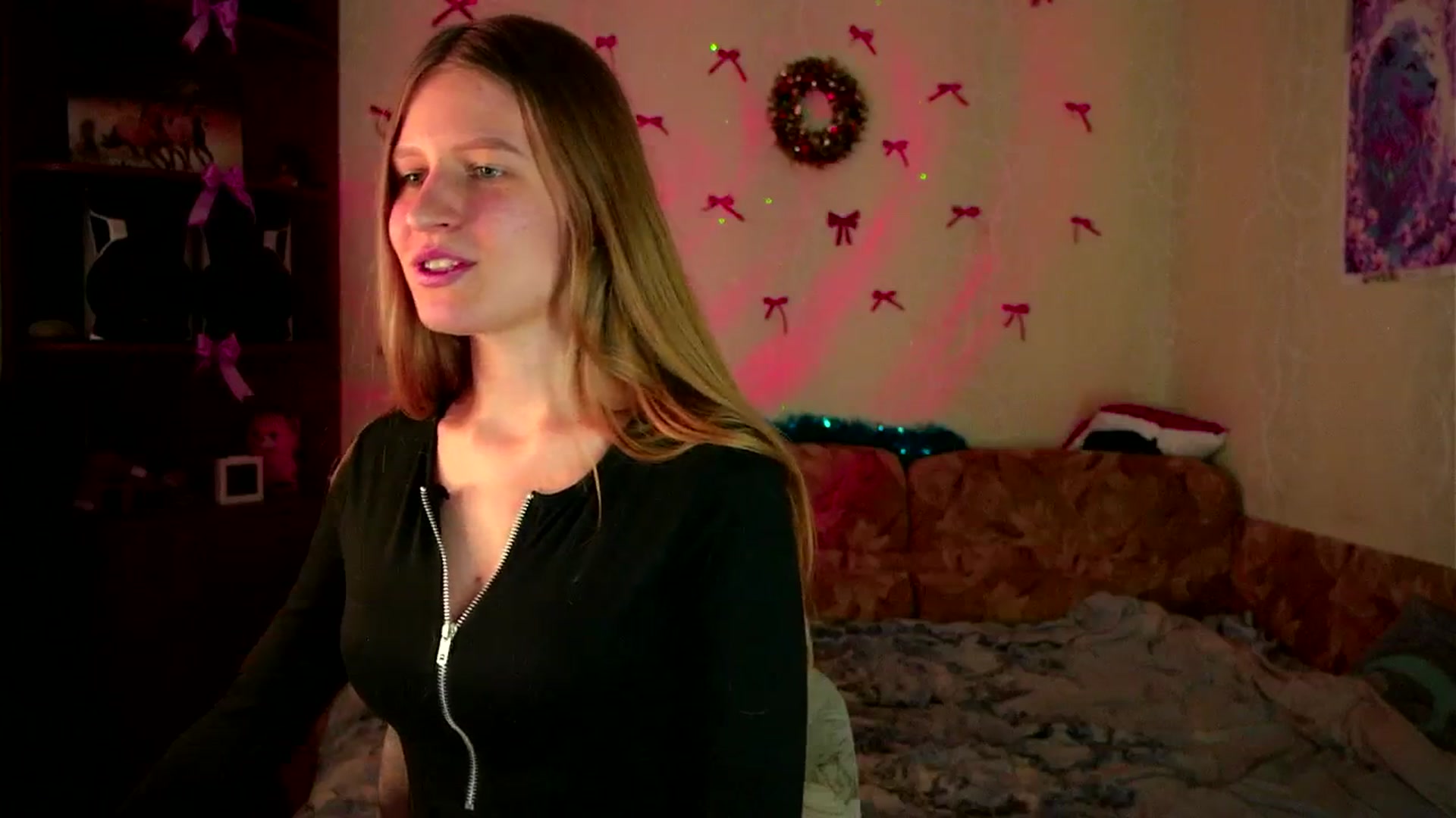 Gallery image thumbnail from Lunaria_a's myfreecams stream on, 03/06/2026, 11:54 image 2 of 20
