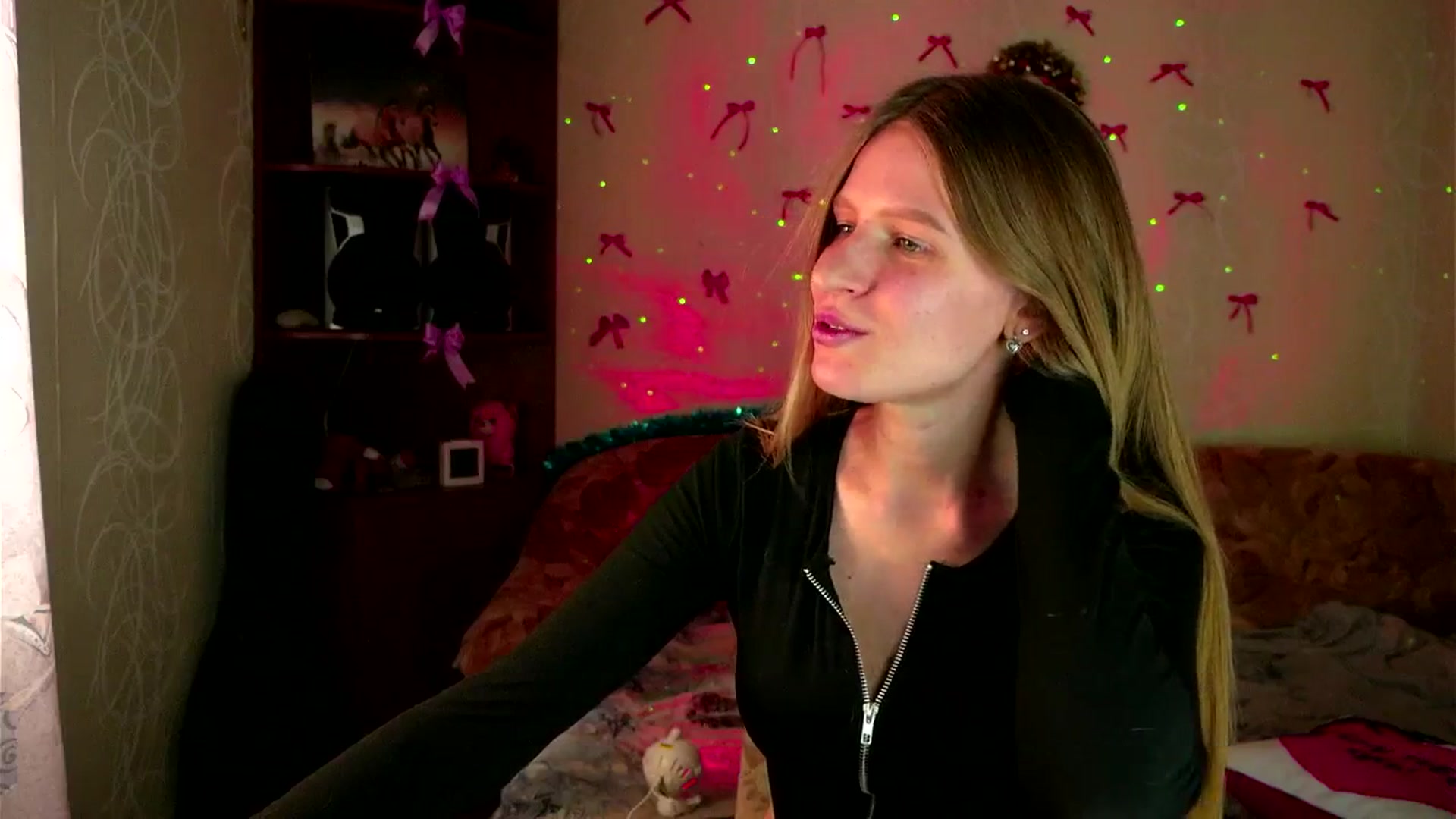 Gallery image thumbnail from Lunaria_a's myfreecams stream on, 03/06/2026, 11:54 image 20 of 20
