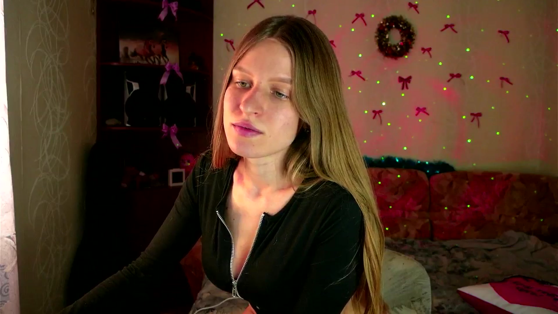 Gallery image thumbnail from Lunaria_a's myfreecams stream on, 03/06/2026, 12:17 image 7 of 20
