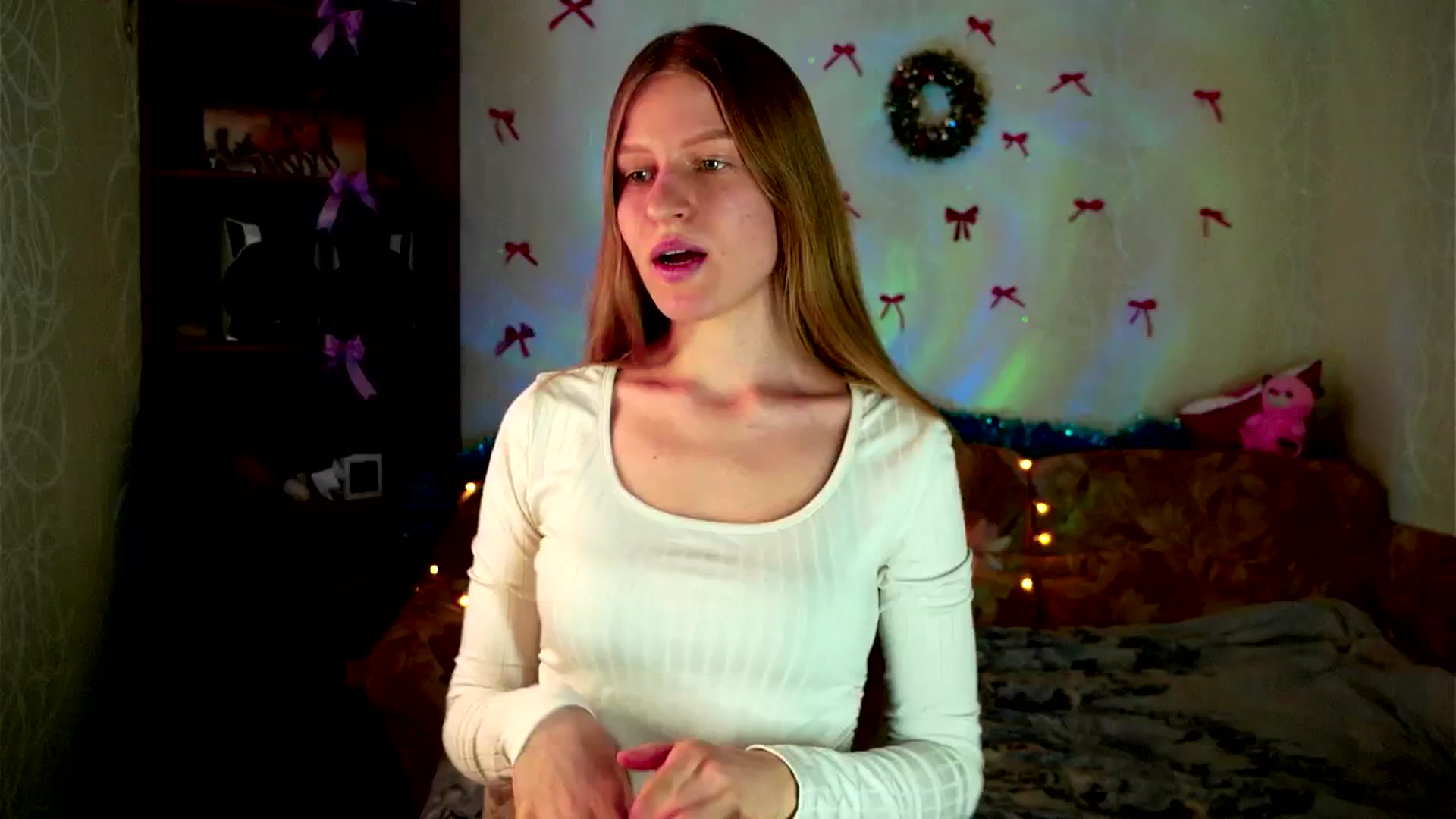 Gallery image thumbnail from Lunaria_a's myfreecams stream on, 03/09/2026, 11:08 image 7 of 20