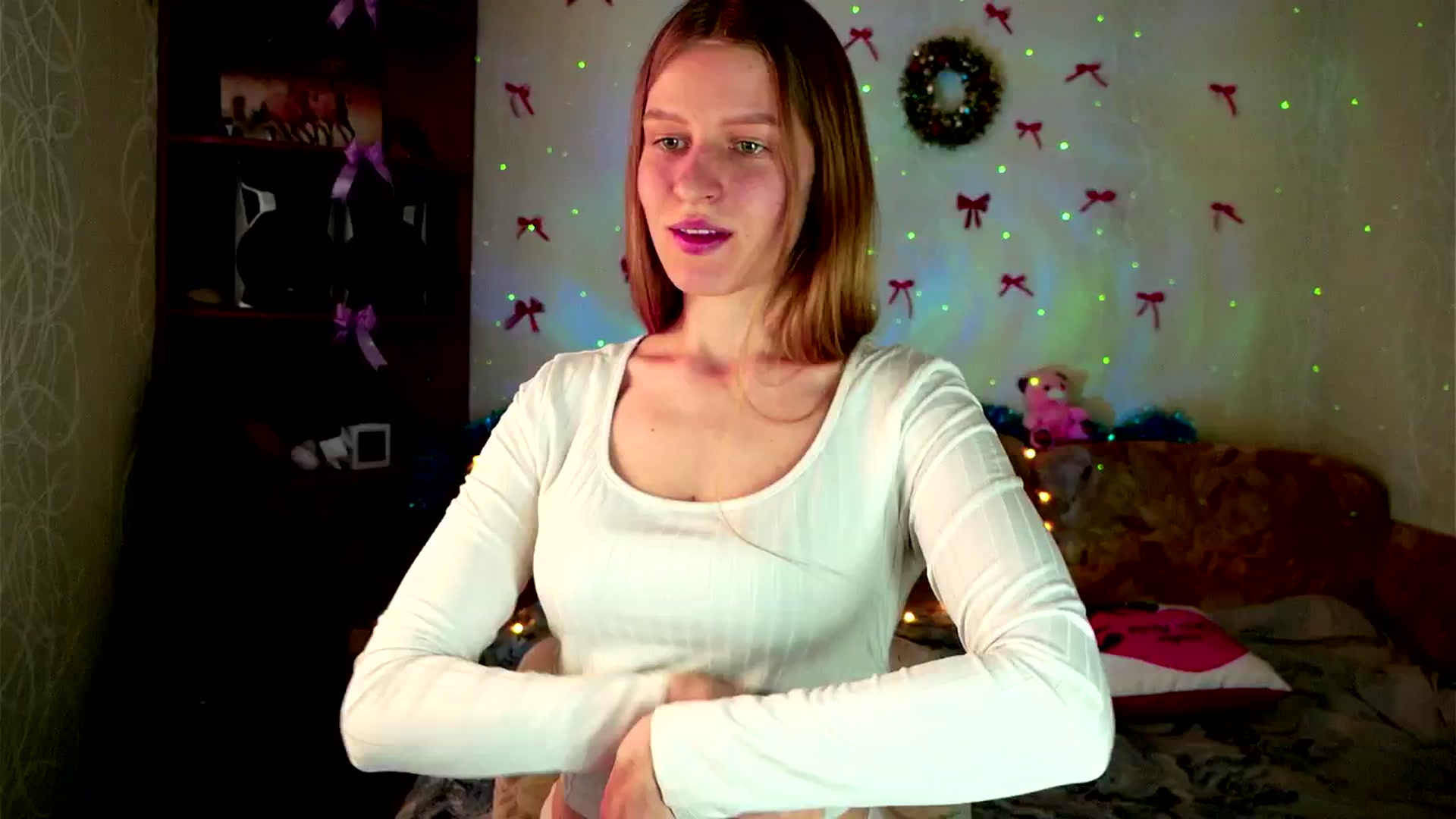 Gallery image thumbnail from Lunaria_a's myfreecams stream on, 03/09/2026, 12:45 image 2 of 20