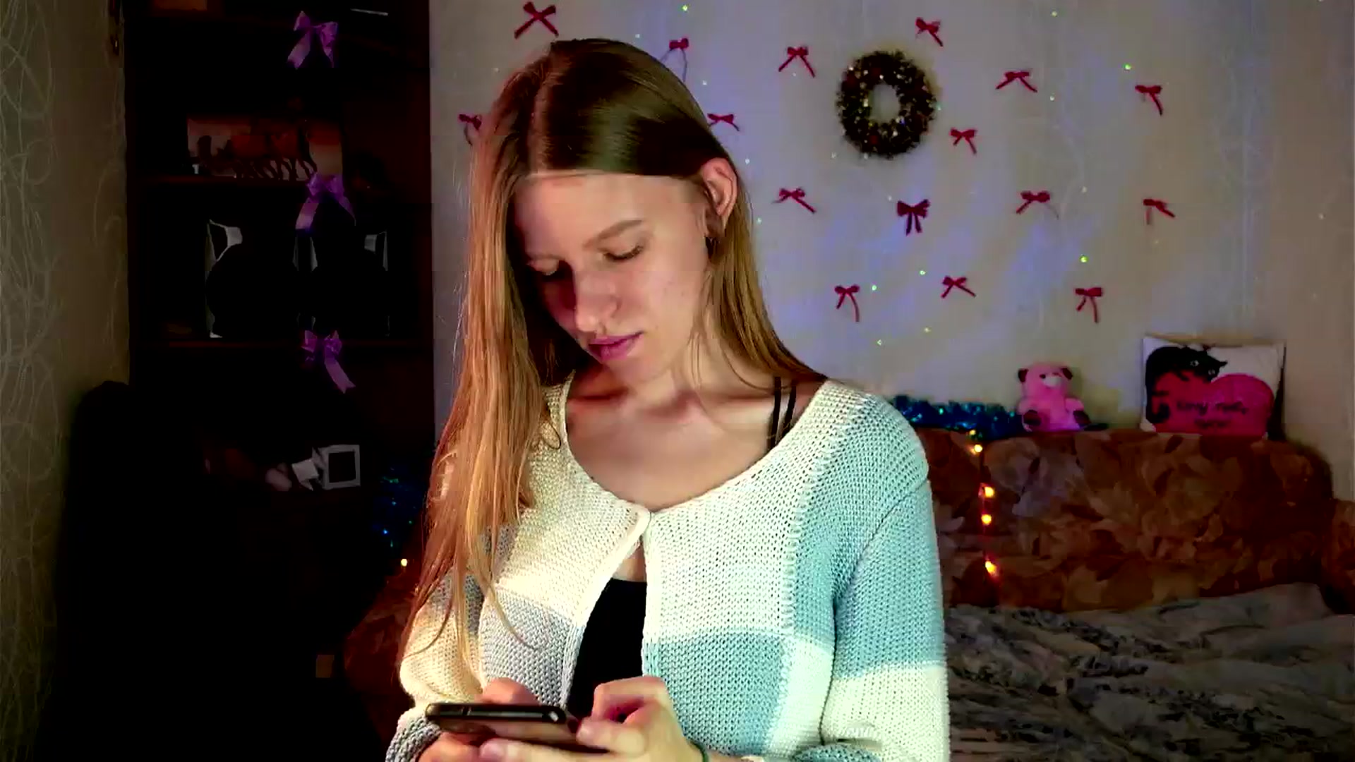 Gallery image thumbnail from Lunaria_a's myfreecams stream on, 03/11/2026, 11:38 image 5 of 20