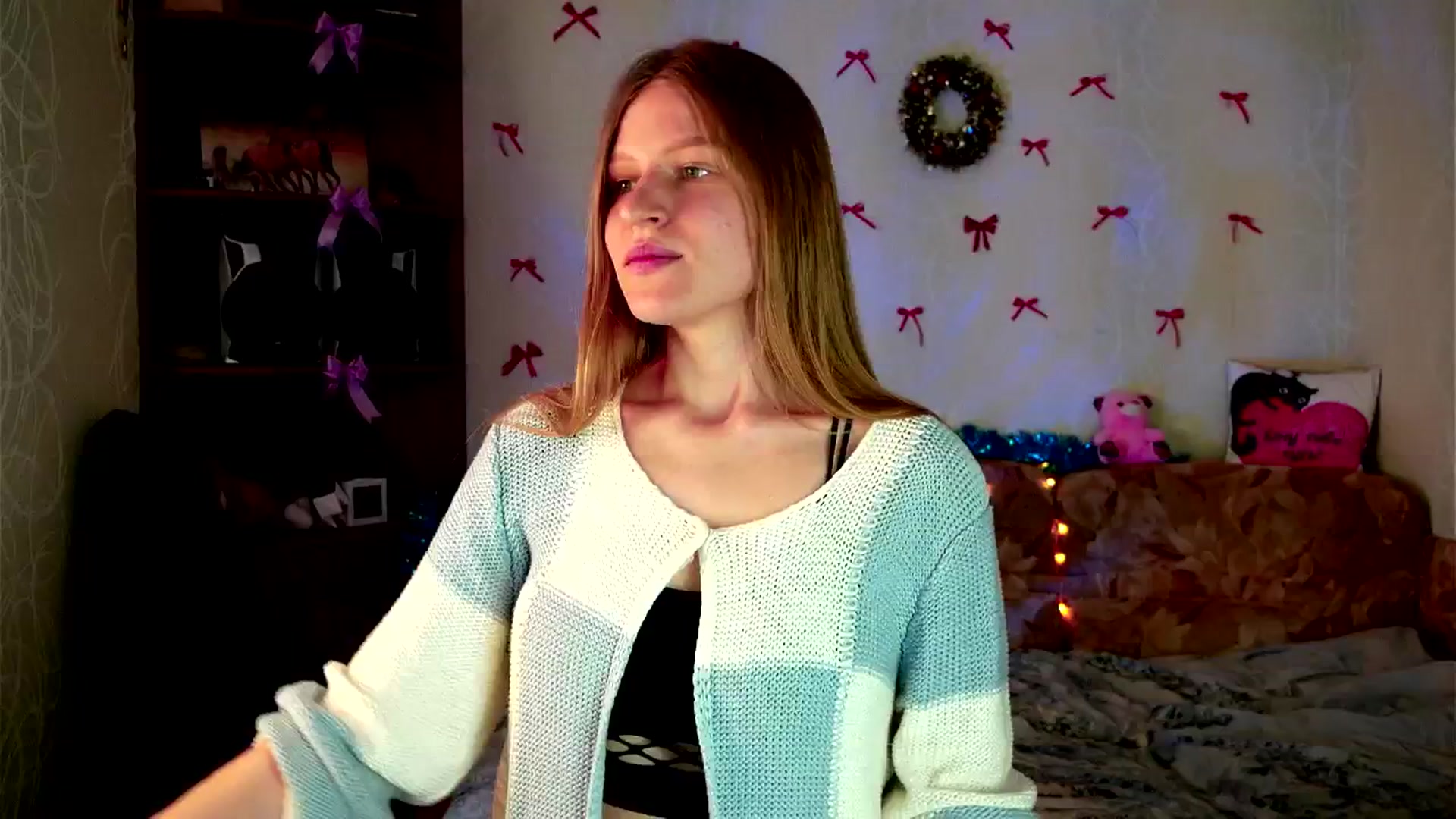 Gallery image thumbnail from Lunaria_a's myfreecams stream on, 03/11/2026, 11:38 image 4 of 20