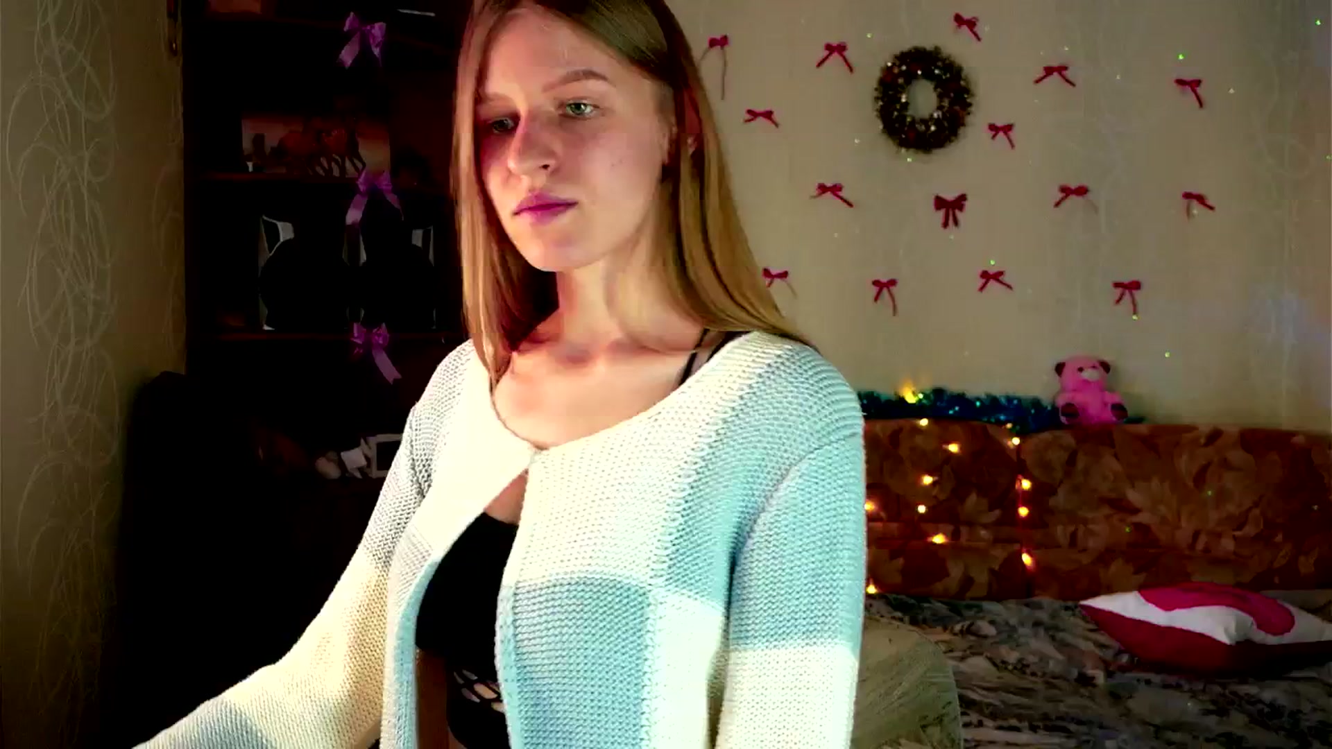 Gallery image thumbnail from Lunaria_a's myfreecams stream on, 03/11/2026, 11:38 image 19 of 20