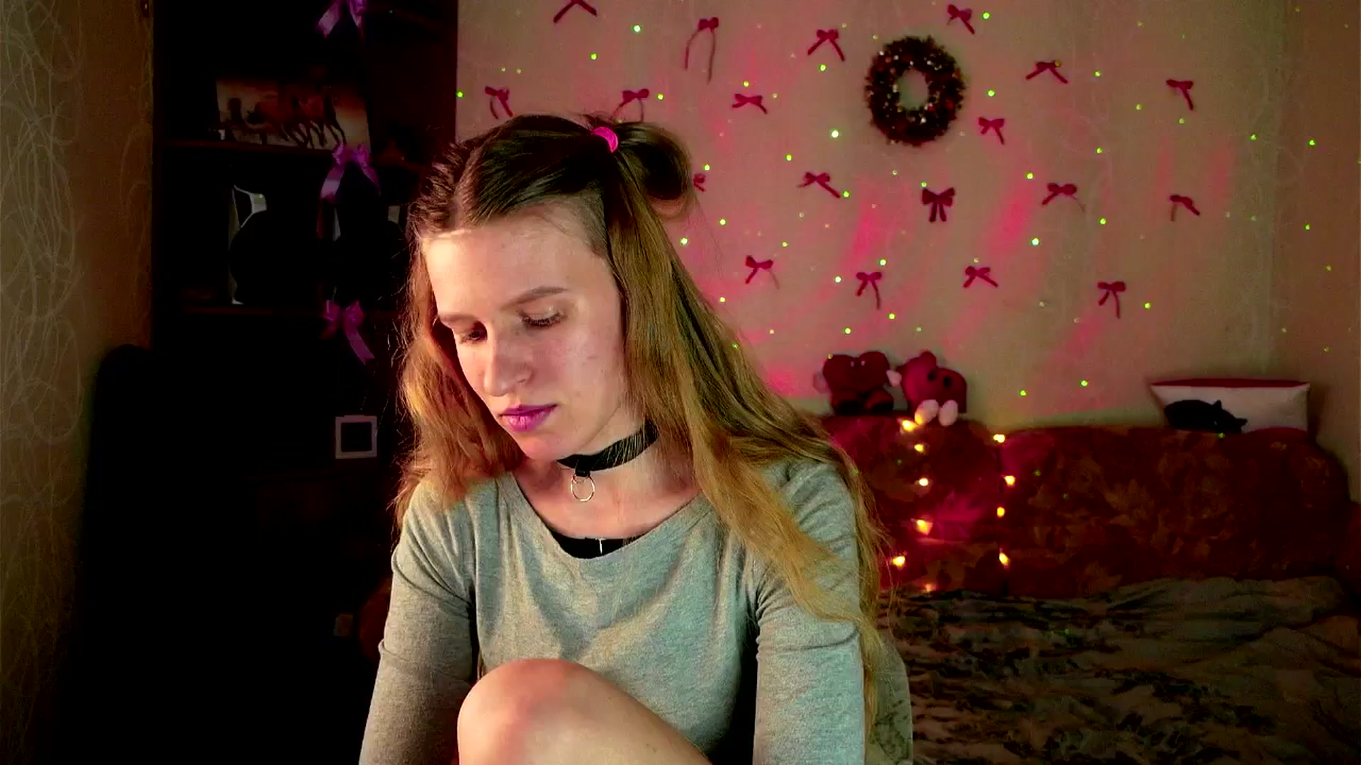 Gallery image thumbnail from Lunaria_a's myfreecams stream on, 03/17/2026, 11:22 image 12 of 20