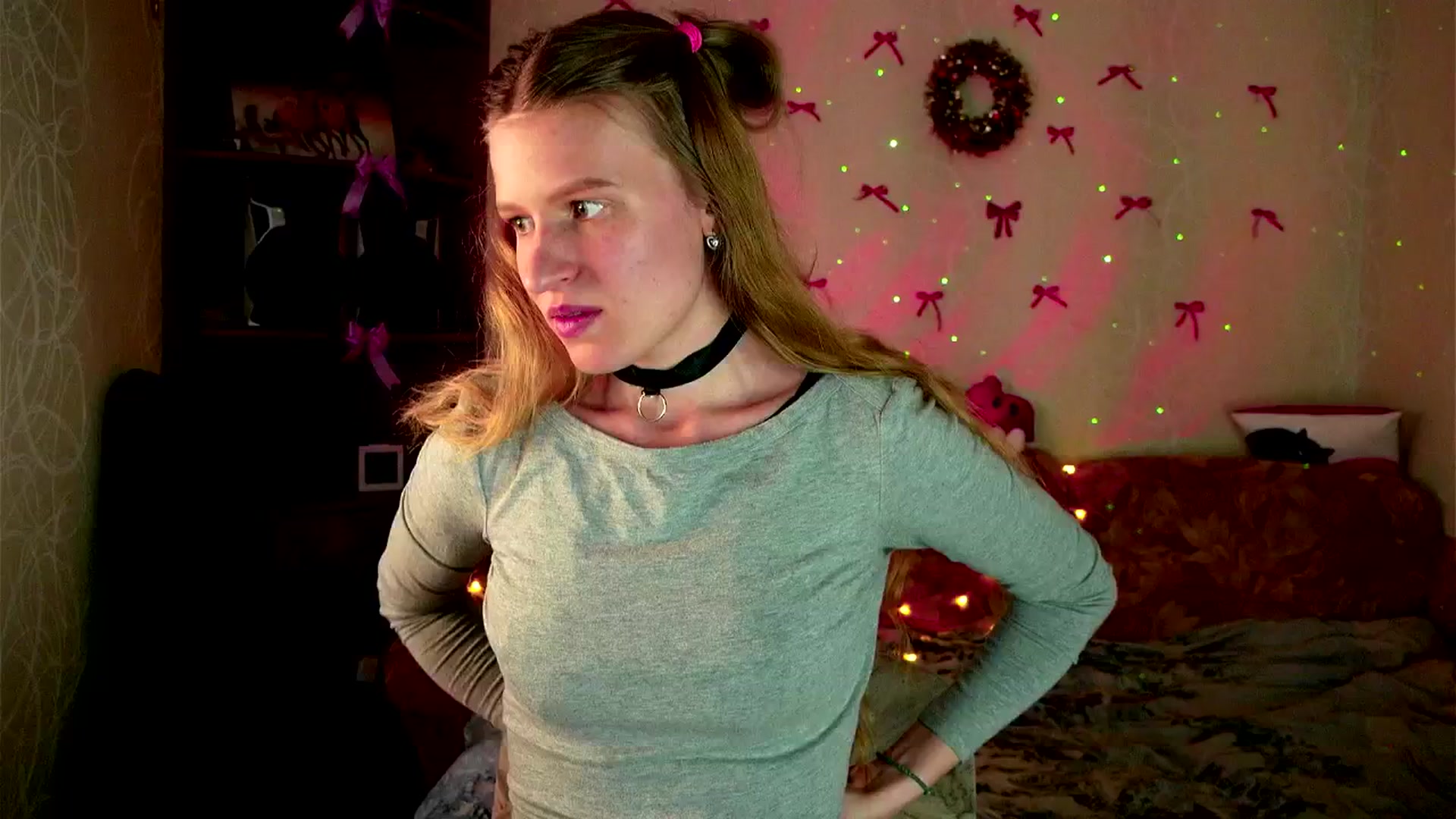 Gallery image thumbnail from Lunaria_a's myfreecams stream on, 03/17/2026, 11:22 image 13 of 20