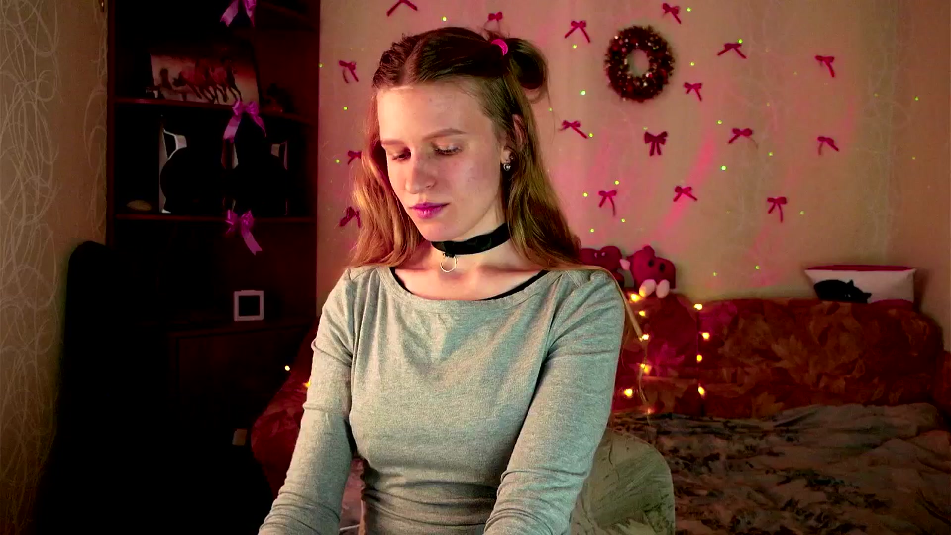 Gallery image thumbnail from Lunaria_a's myfreecams stream on, 03/17/2026, 11:22 image 17 of 20