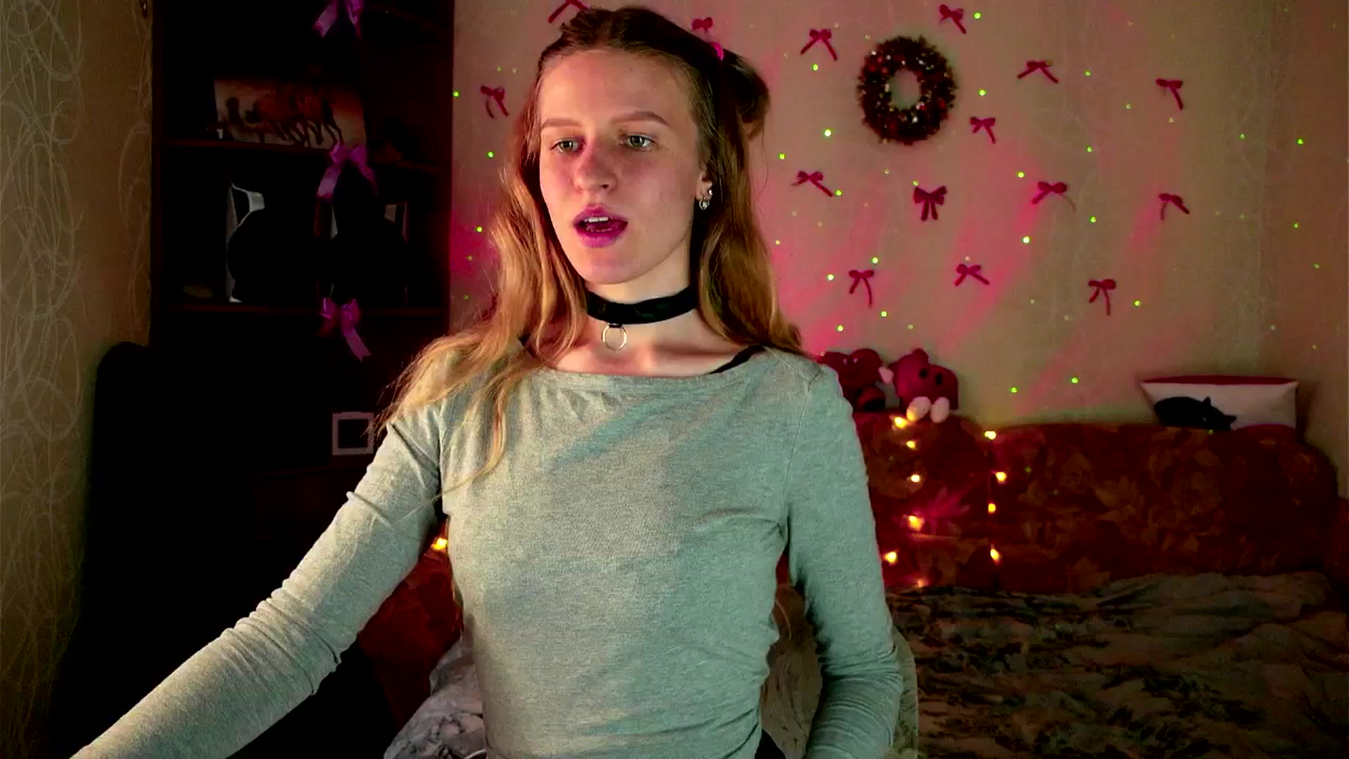 Gallery image thumbnail from Lunaria_a's myfreecams stream on, 03/17/2026, 11:22 image 14 of 20