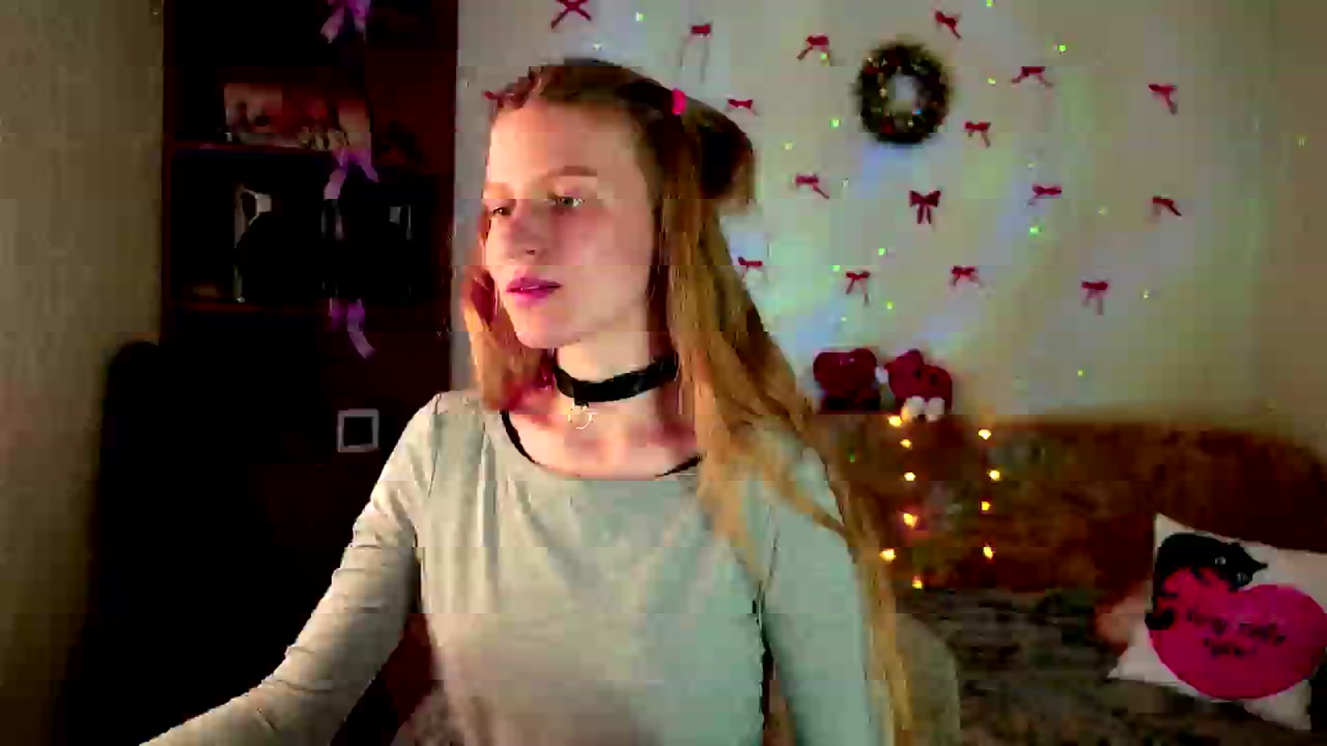 Gallery image thumbnail from Lunaria_a's myfreecams stream on, 03/17/2026, 12:22 image 12 of 20
