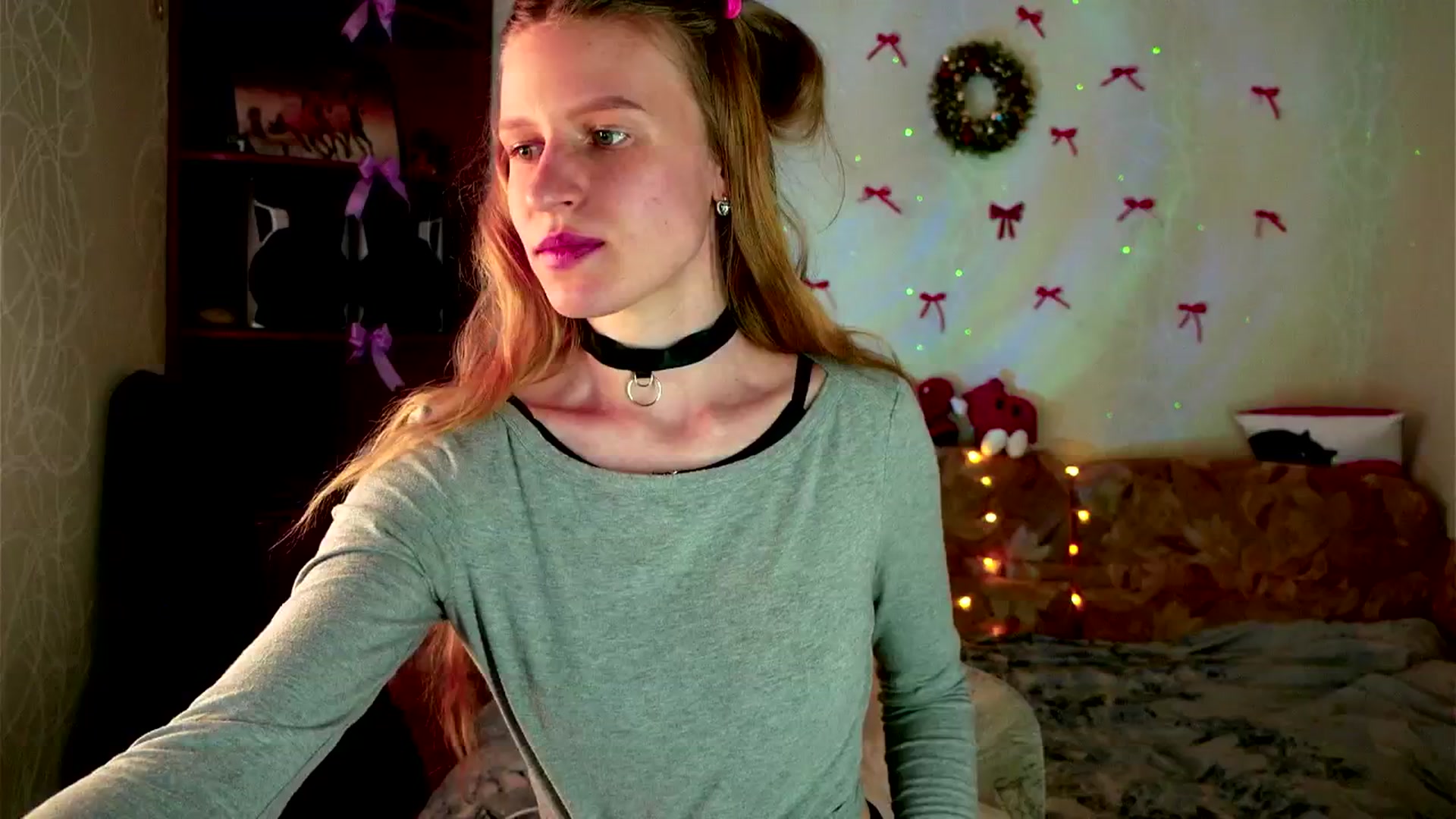 Gallery image thumbnail from Lunaria_a's myfreecams stream on, 03/17/2026, 12:22 image 10 of 20
