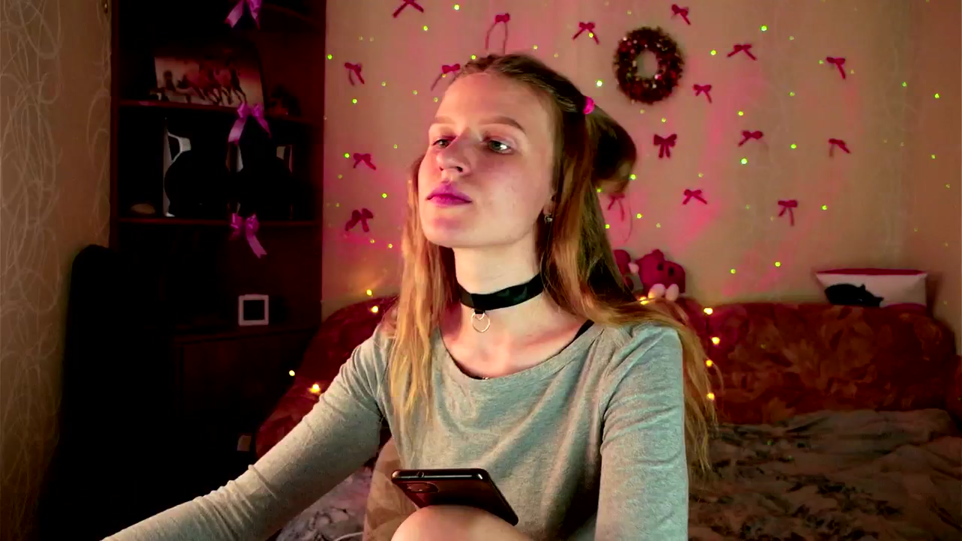 Gallery image thumbnail from Lunaria_a's myfreecams stream on, 03/17/2026, 12:22 image 2 of 20