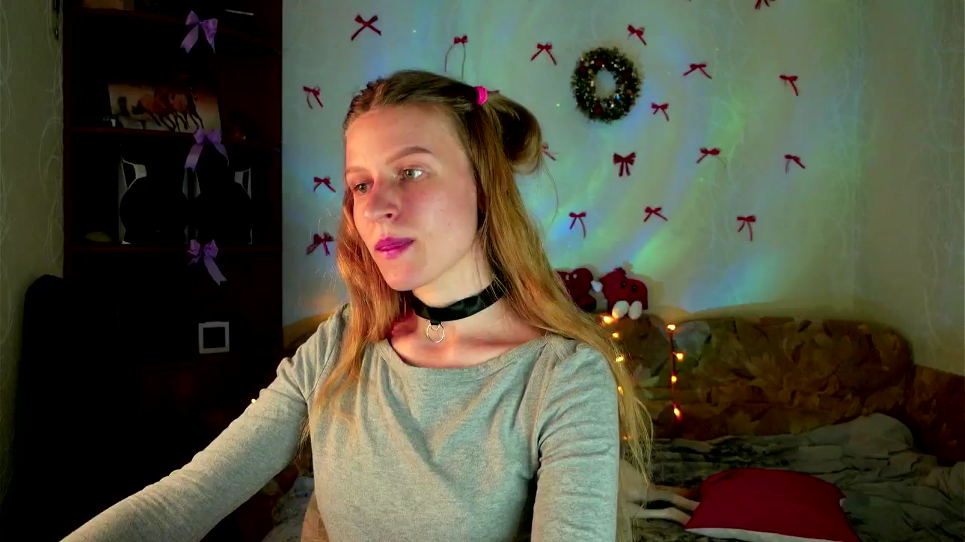 Gallery image thumbnail from Lunaria_a's myfreecams stream on, 03/17/2026, 12:22 image 16 of 20