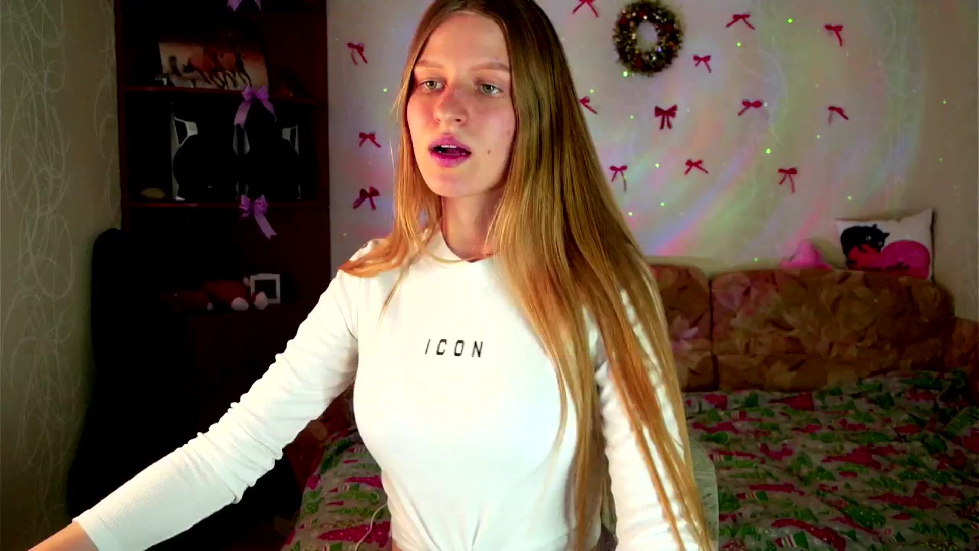 Gallery image thumbnail from Lunaria_a's myfreecams stream on, 03/20/2026, 12:47 image 19 of 20