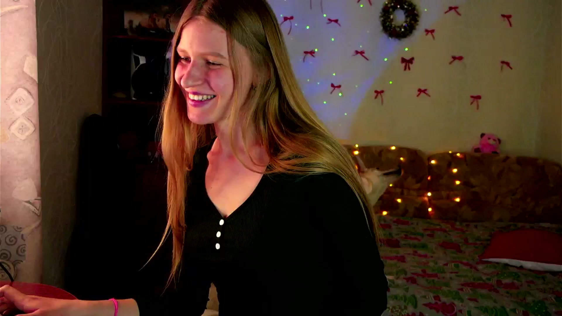 Gallery image thumbnail from Lunaria_a's myfreecams stream on, 03/31/2026, 10:39 image 20 of 20