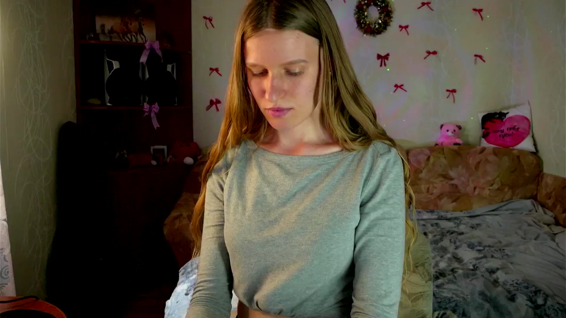 Gallery image thumbnail from Lunaria_a's myfreecams stream on, 04/09/2026, 13:16 image 15 of 20