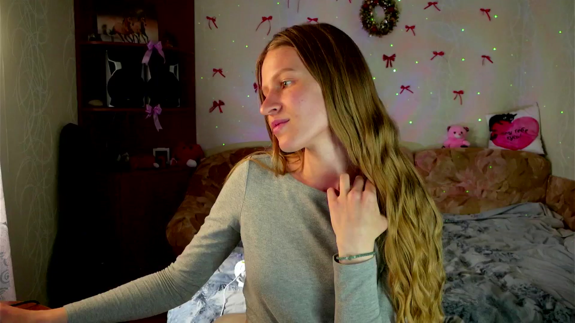 Gallery image thumbnail from Lunaria_a's myfreecams stream on, 04/09/2026, 13:16 image 20 of 20