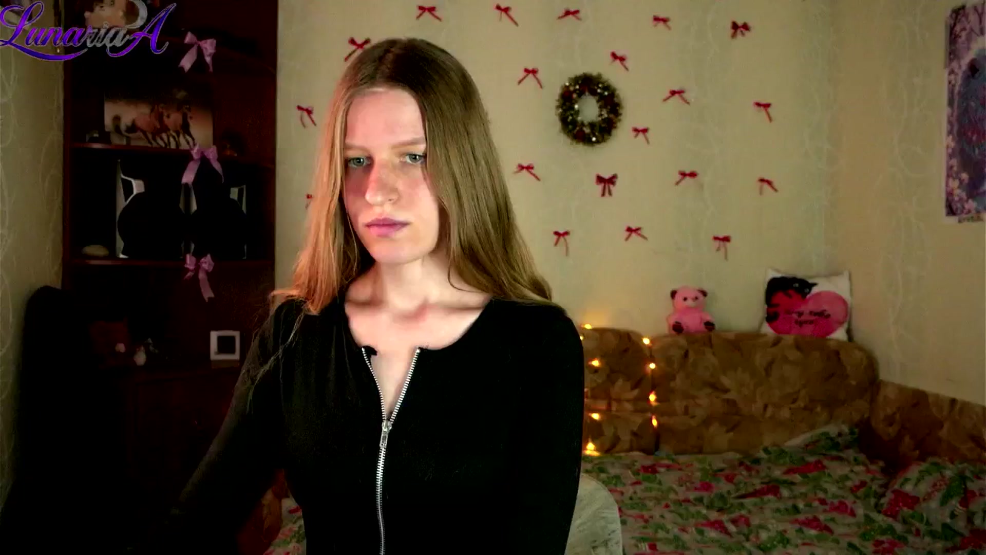 Gallery image thumbnail from Lunaria_a's myfreecams stream on, 04/23/2026, 08:39 image 2 of 20