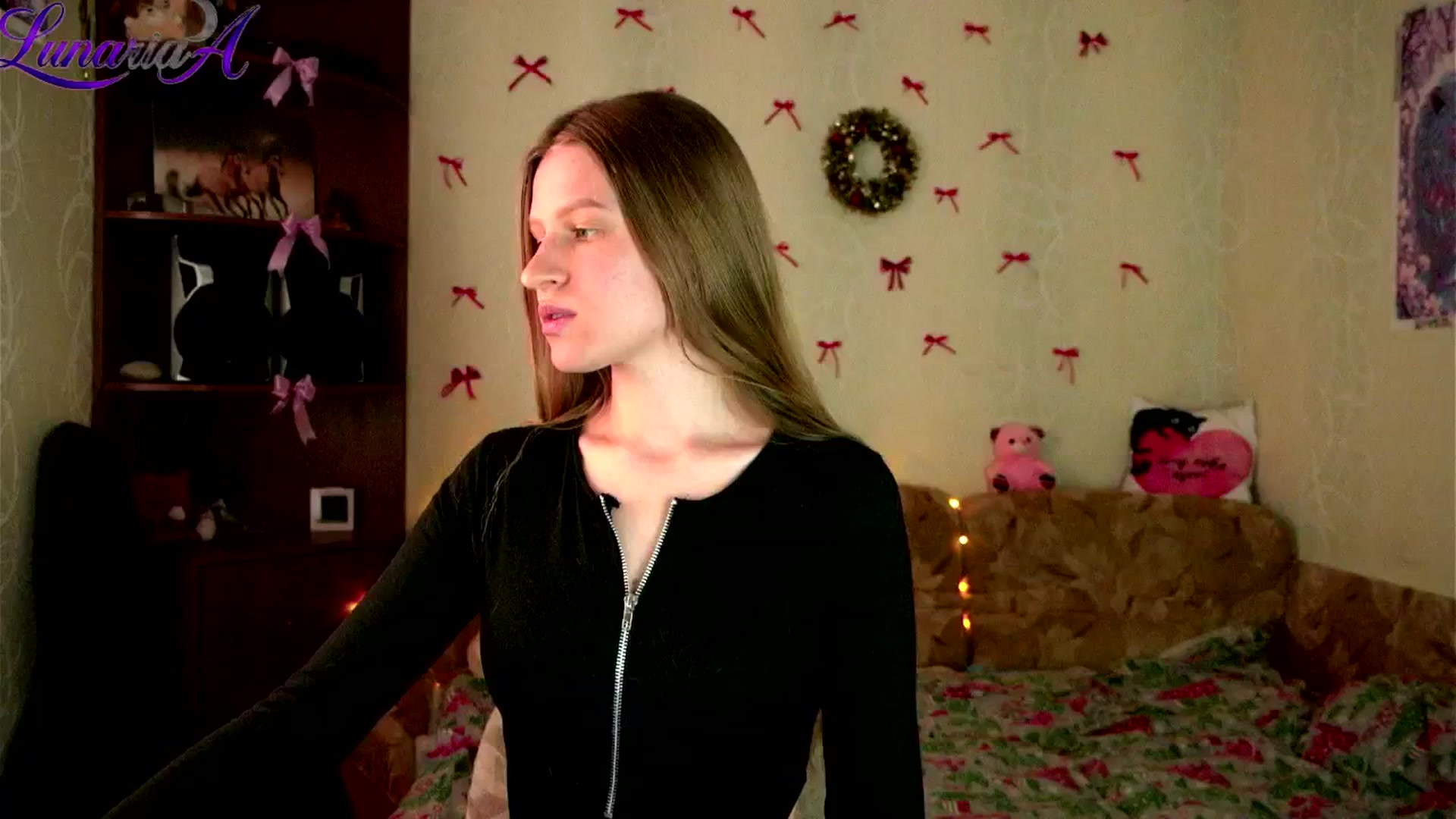 Gallery image thumbnail from Lunaria_a's myfreecams stream on, 04/23/2026, 08:39 image 11 of 20